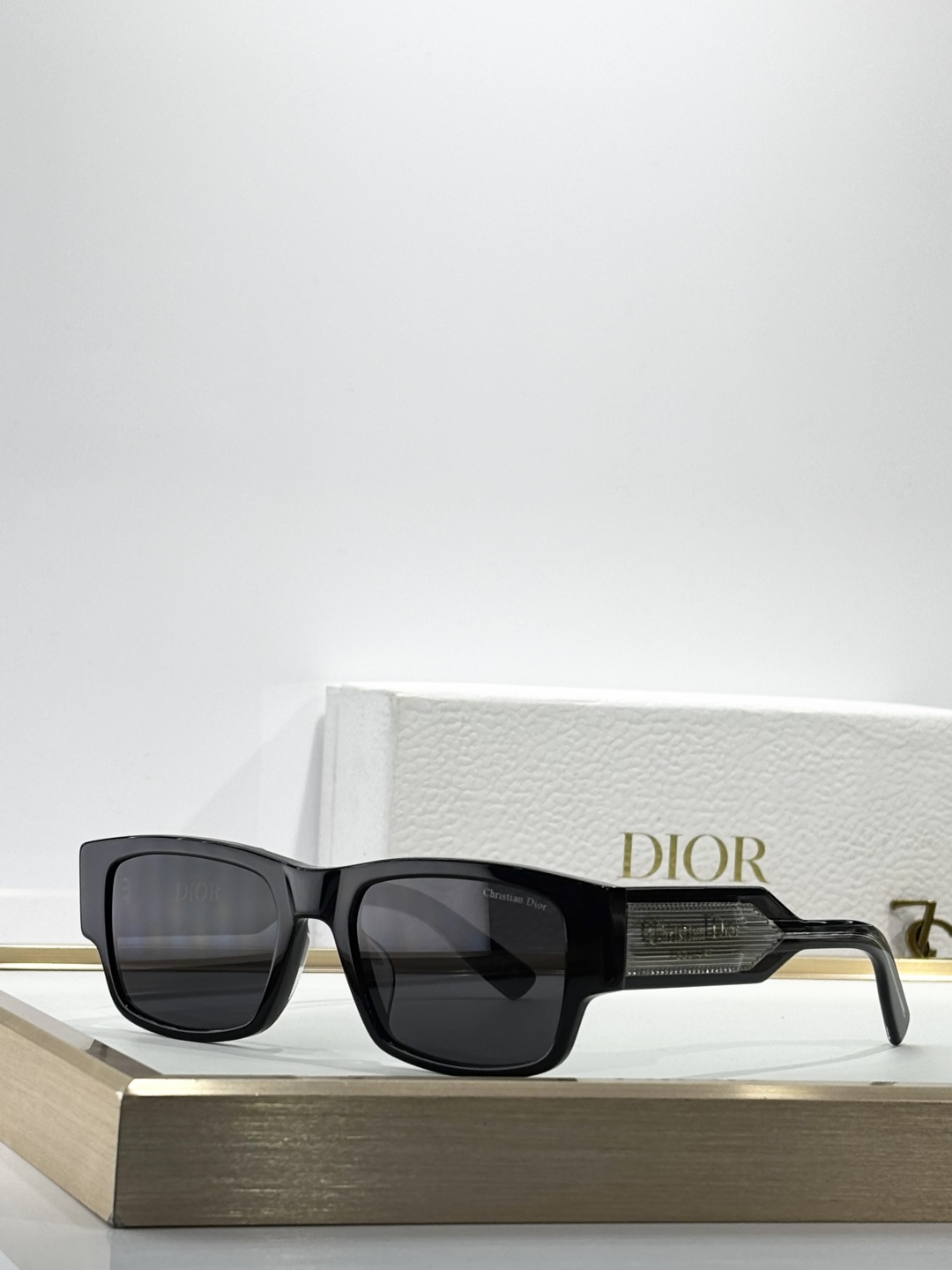 DIORMOD：Christian Dior LabeI S1ISize：54口19 145