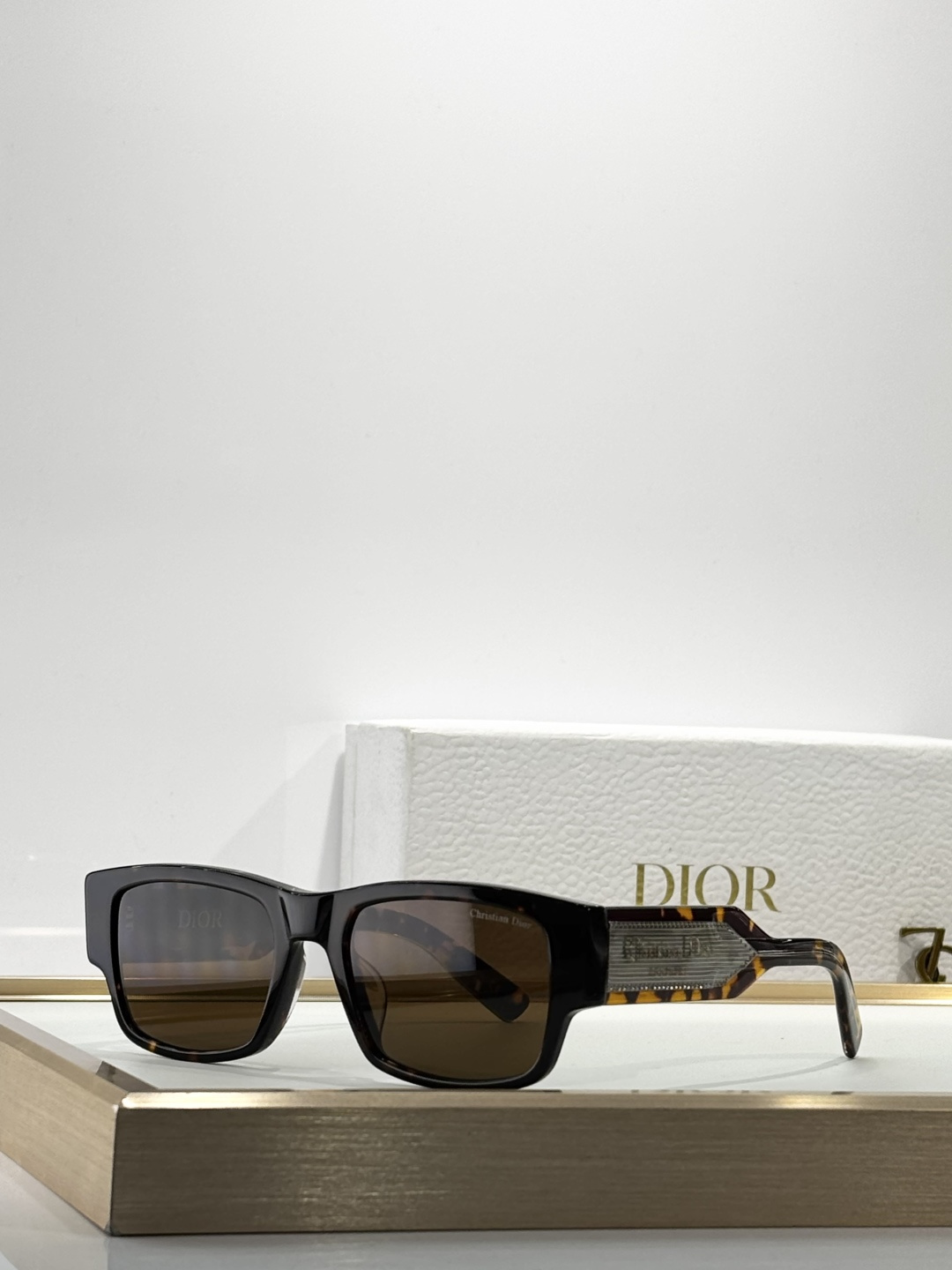 DIORMOD：Christian Dior LabeI S1ISize：54口19 145