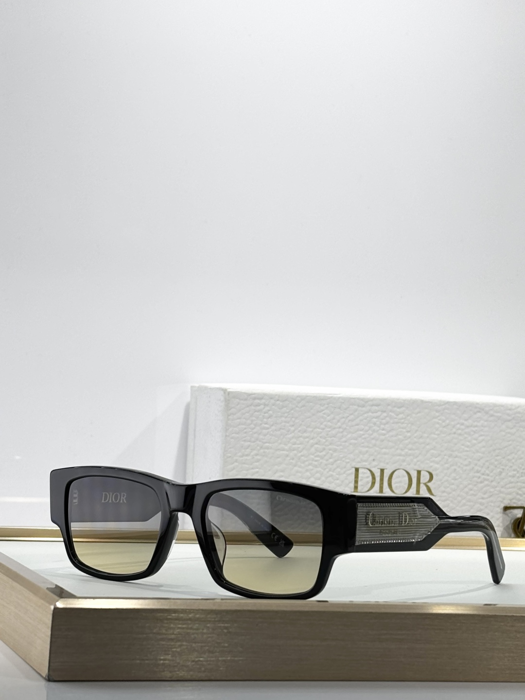 DIORMOD：Christian Dior LabeI S1ISize：54口19 145