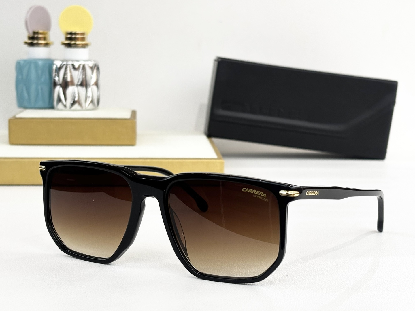 CARRER*MODEL：329/SSIZE：57-18-145