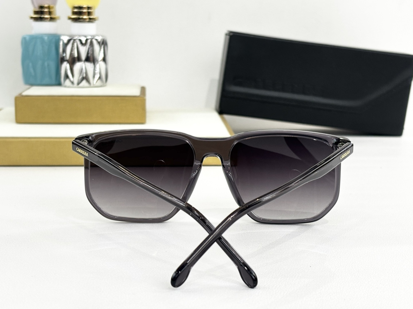 CARRER*MODEL：329/SSIZE：57-18-145