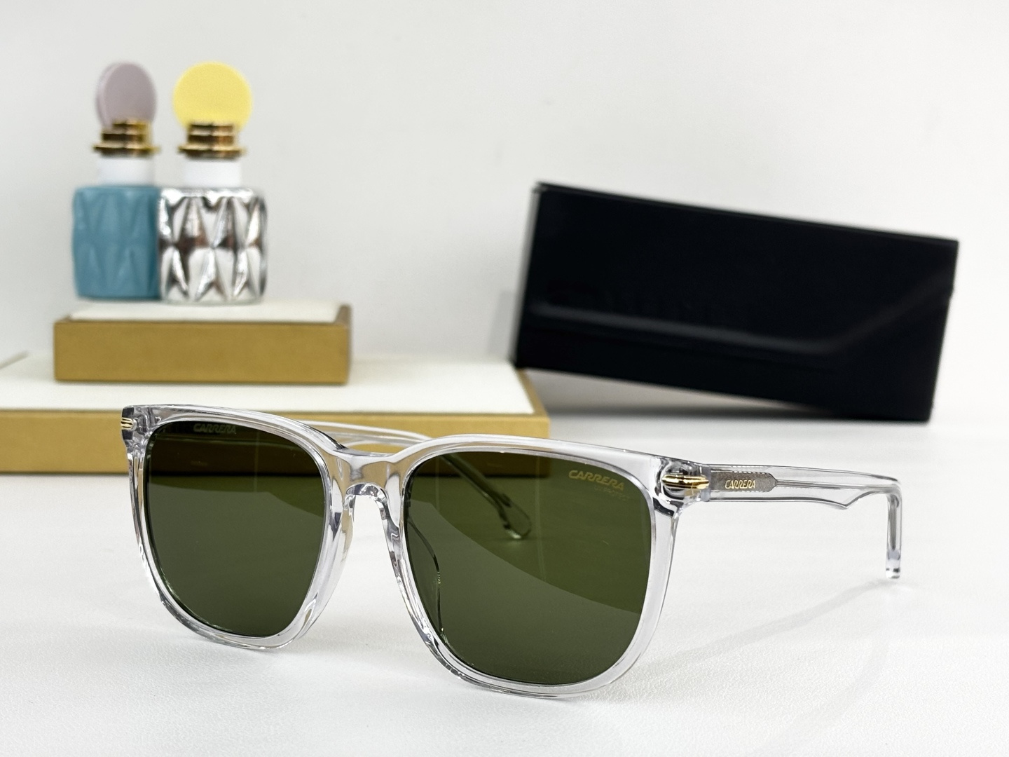 CARRER*MODEL：300/SSIZE：57-18-145