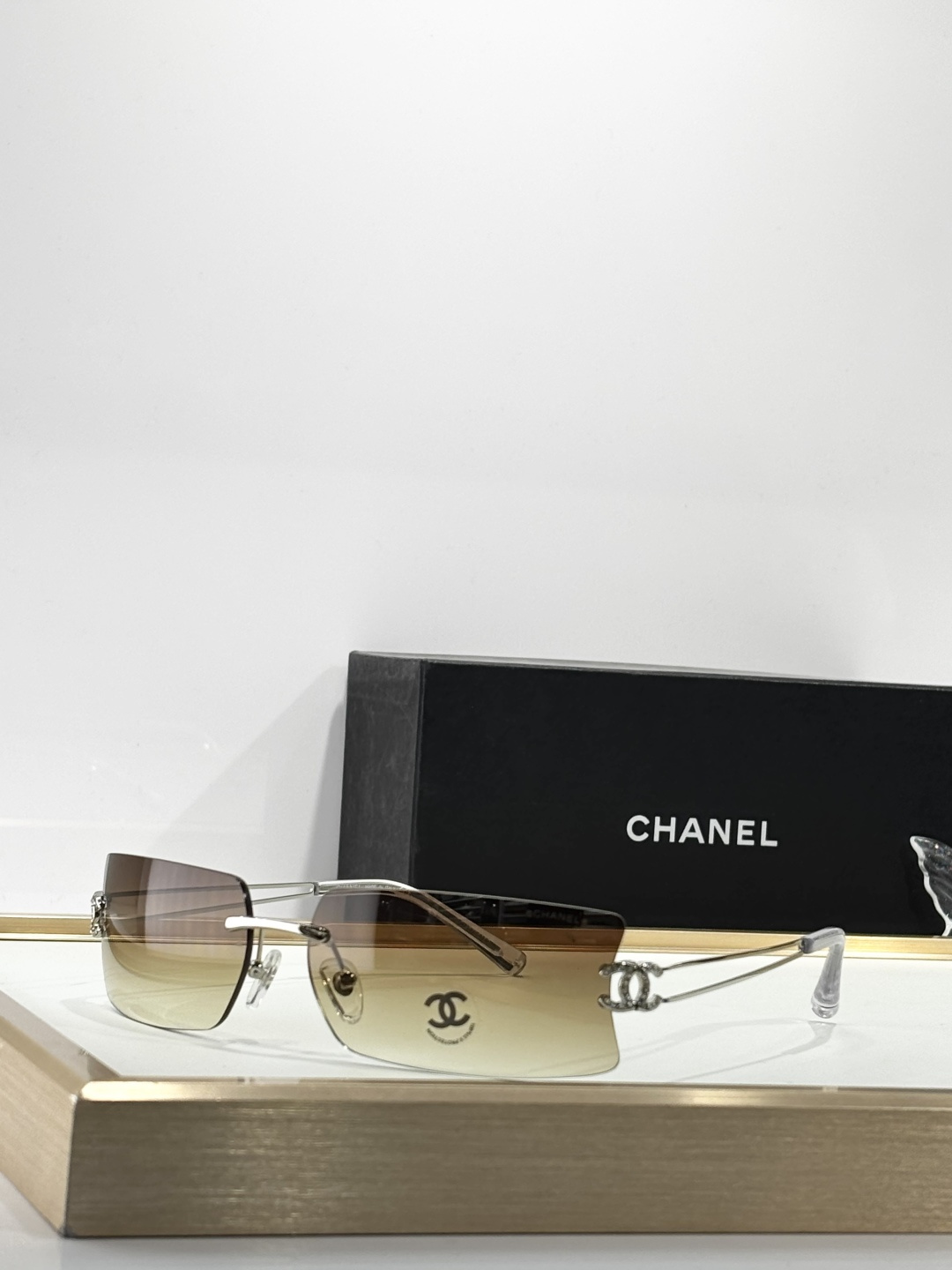 CHANELMODEL：CH4051SIZE：63口15-145