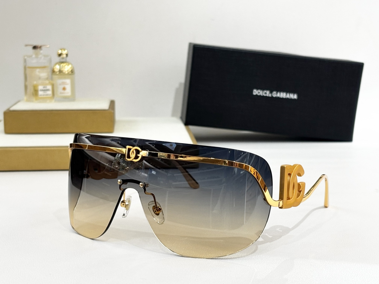 DOLCE & GABBAN*MODEL：DG2320SIZE:143口0-120