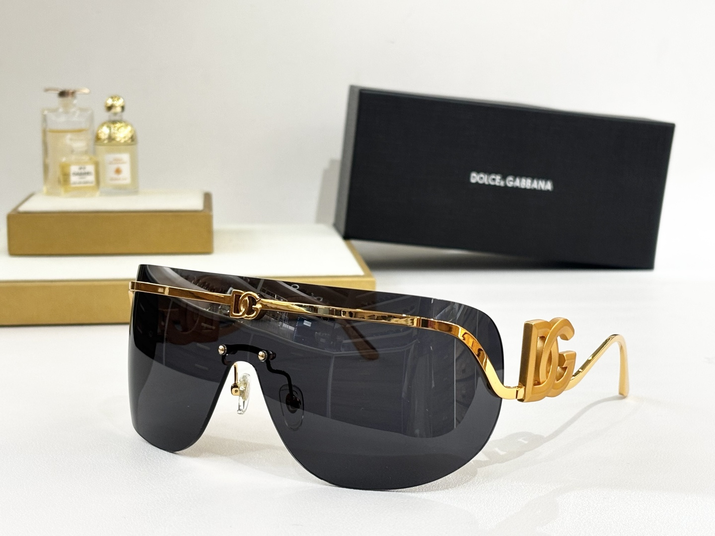 DOLCE & GABBAN*MODEL：DG2320SIZE:143口0-120