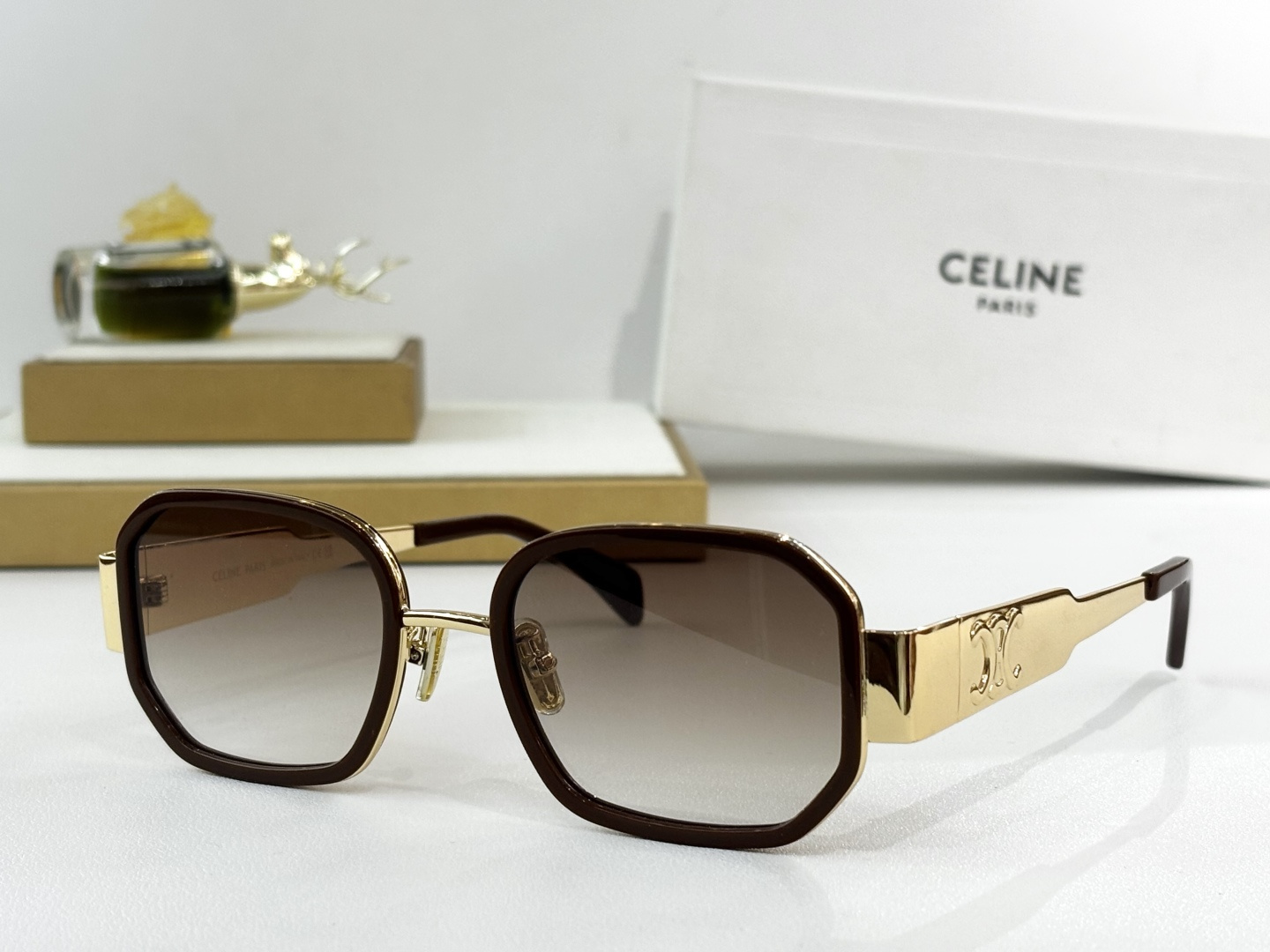 𝘾𝙀𝙇𝙄𝙉𝙀 MOD: CL40332FSize：52口22 145