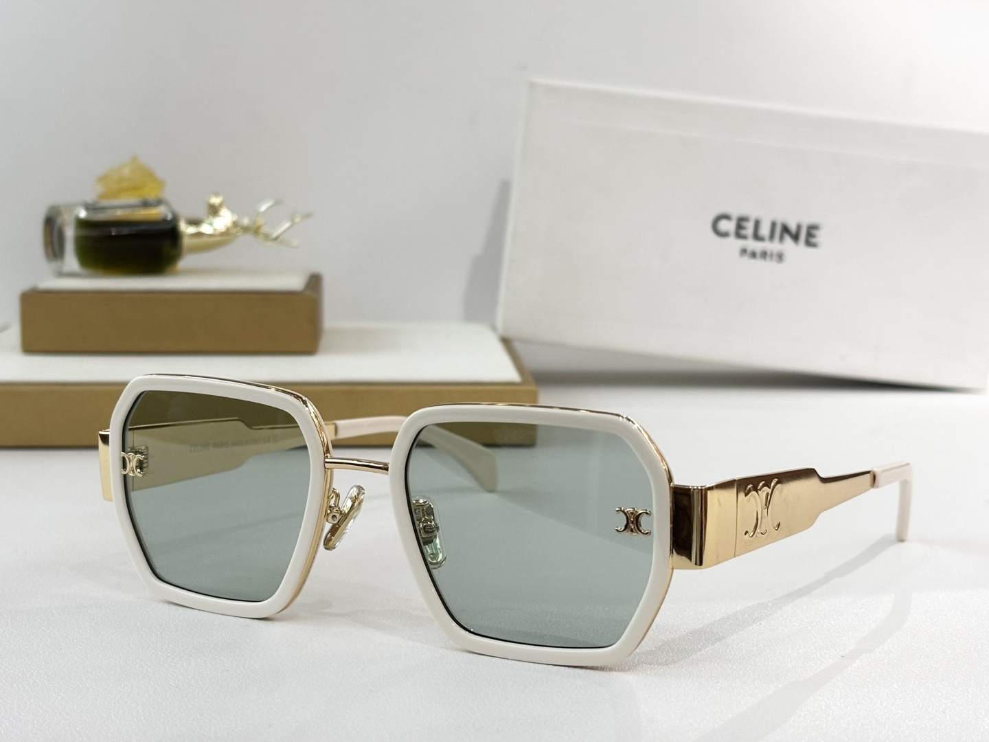 𝘾𝙀𝙇𝙄𝙉𝙀MOD: CL40333FSize：53口21 145