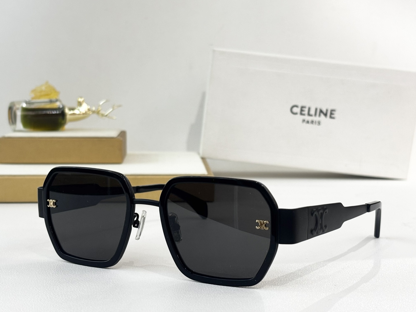 𝘾𝙀𝙇𝙄𝙉𝙀MOD: CL40333FSize：53口21 145