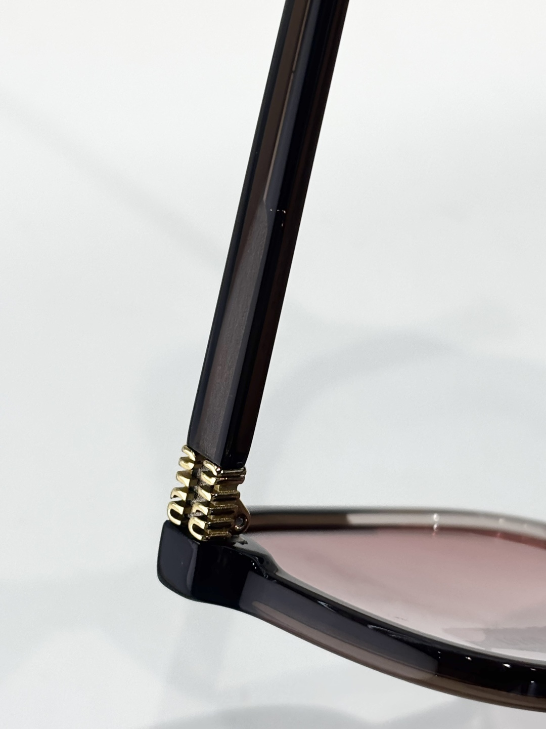 MIU MI*MOD：MU B01SSize：55口18 145