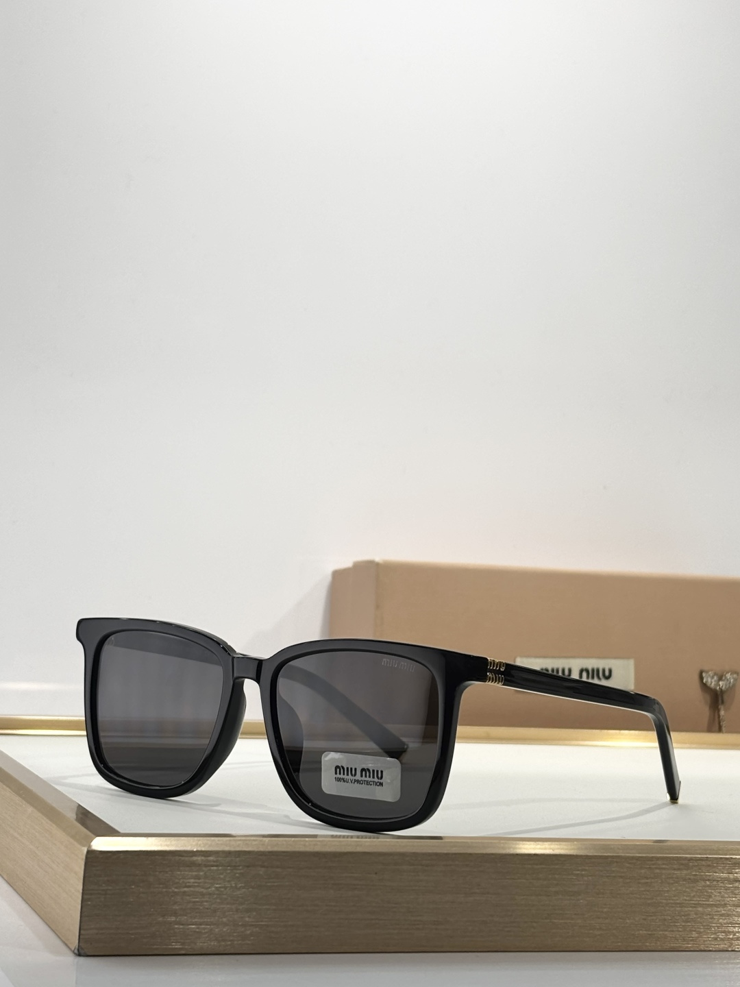 MIU MI*MOD：MU B03SSize：53口18 145