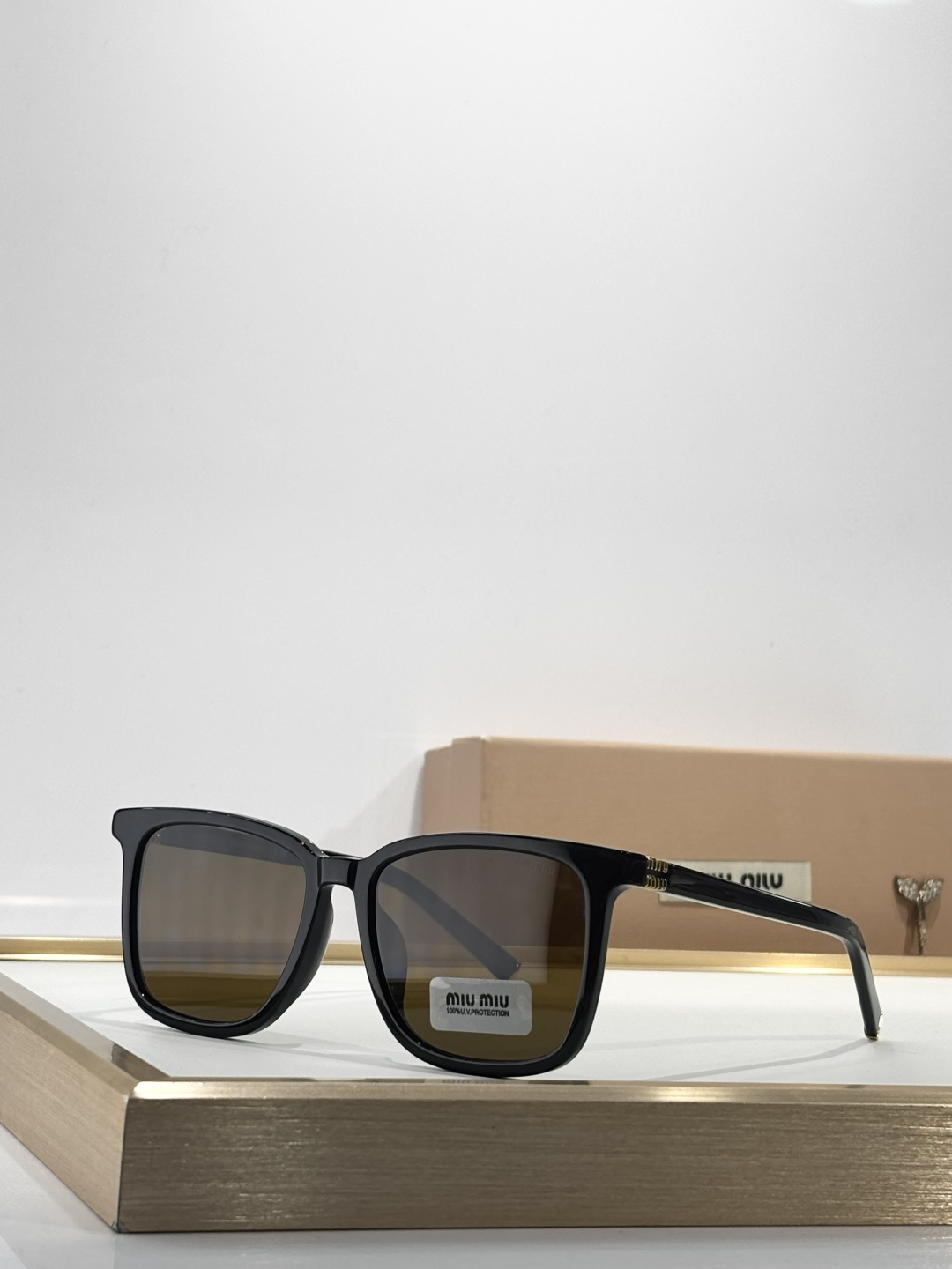 MIU MI*MOD：MU B03SSize：53口18 145