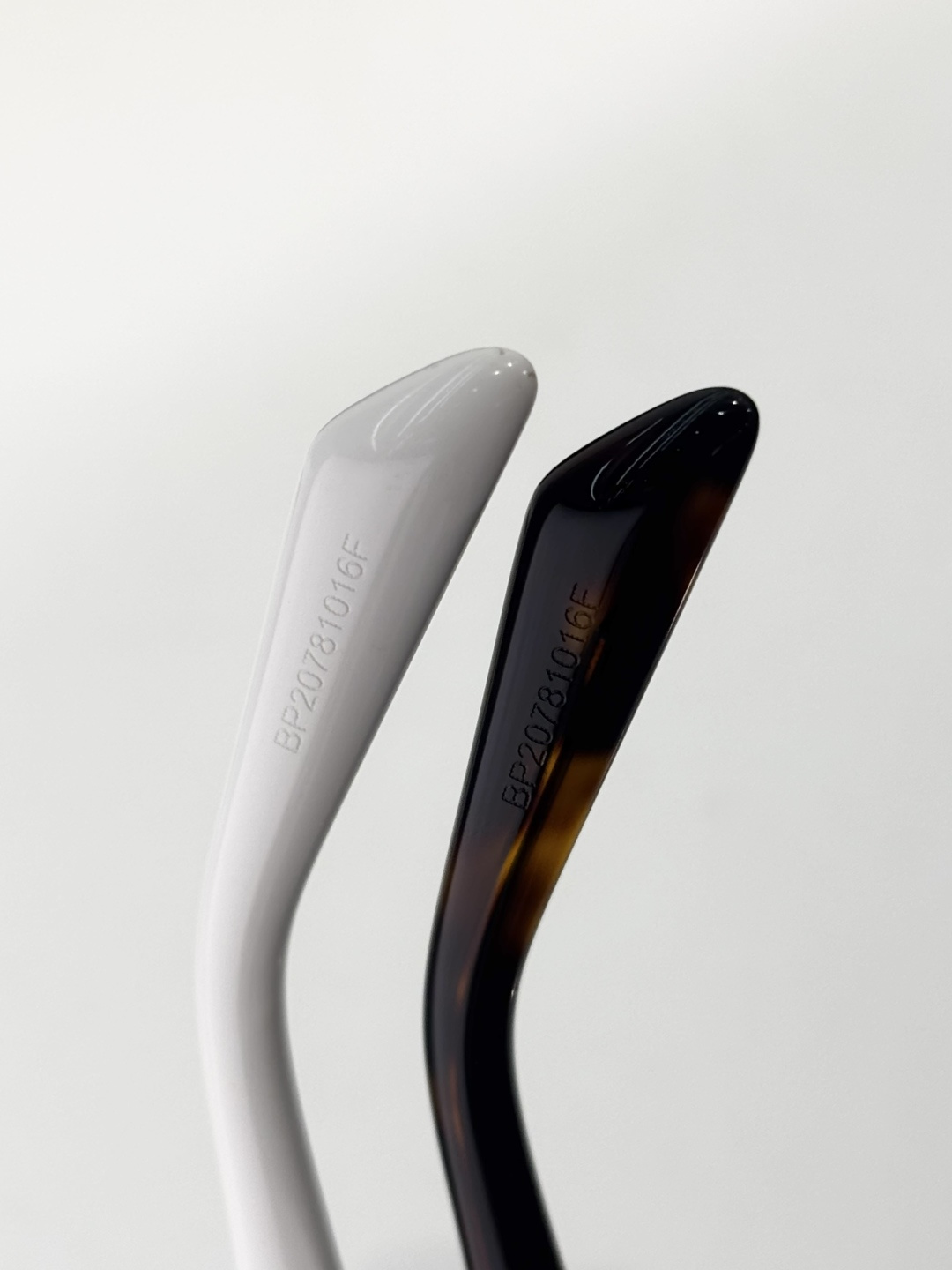 PRADAMOD：SPR C07Size：51口18 145