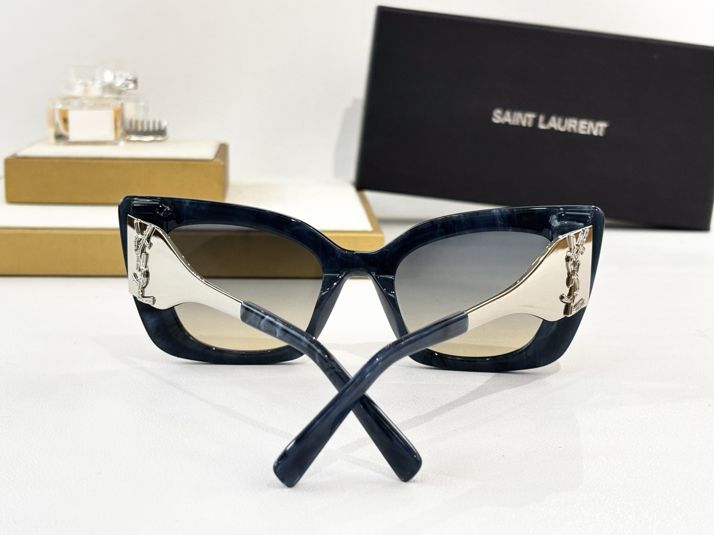 。 SAINT LAUREN*MODEL：SL M1725LSIZE：51口23-145