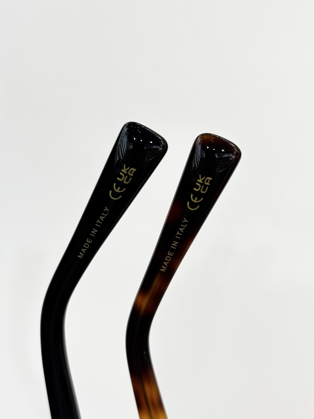 。 SAINT LAUREN*MODEL：SL M1725LSIZE：51口23-145