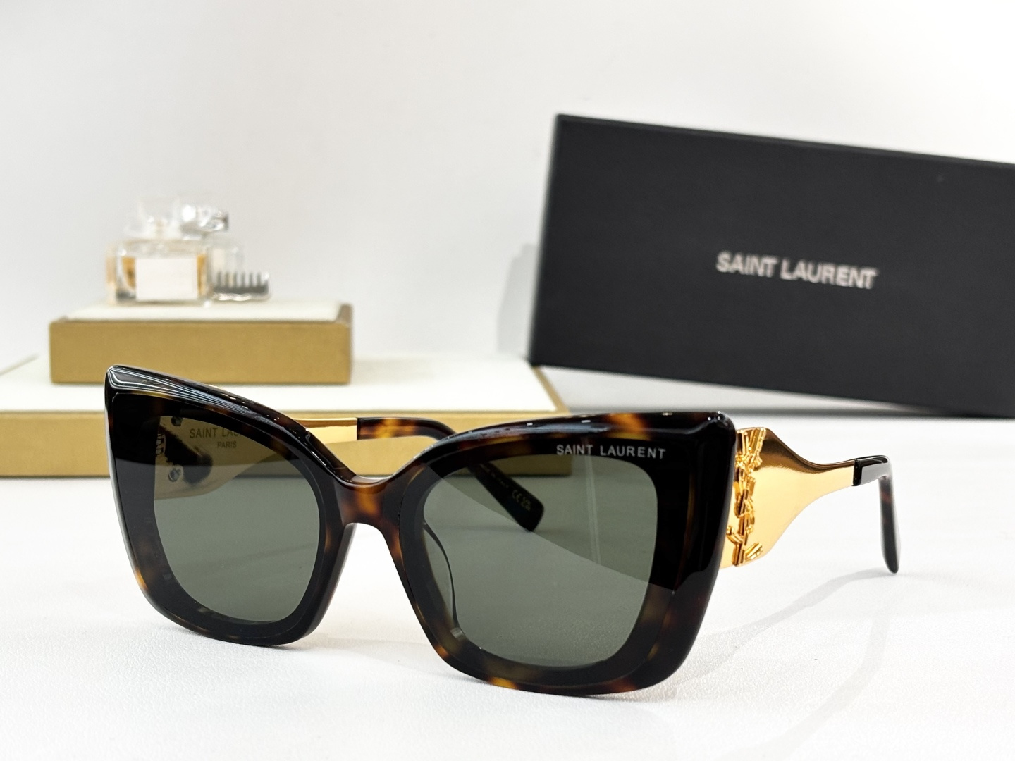 。 SAINT LAUREN*MODEL：SL M1725LSIZE：51口23-145