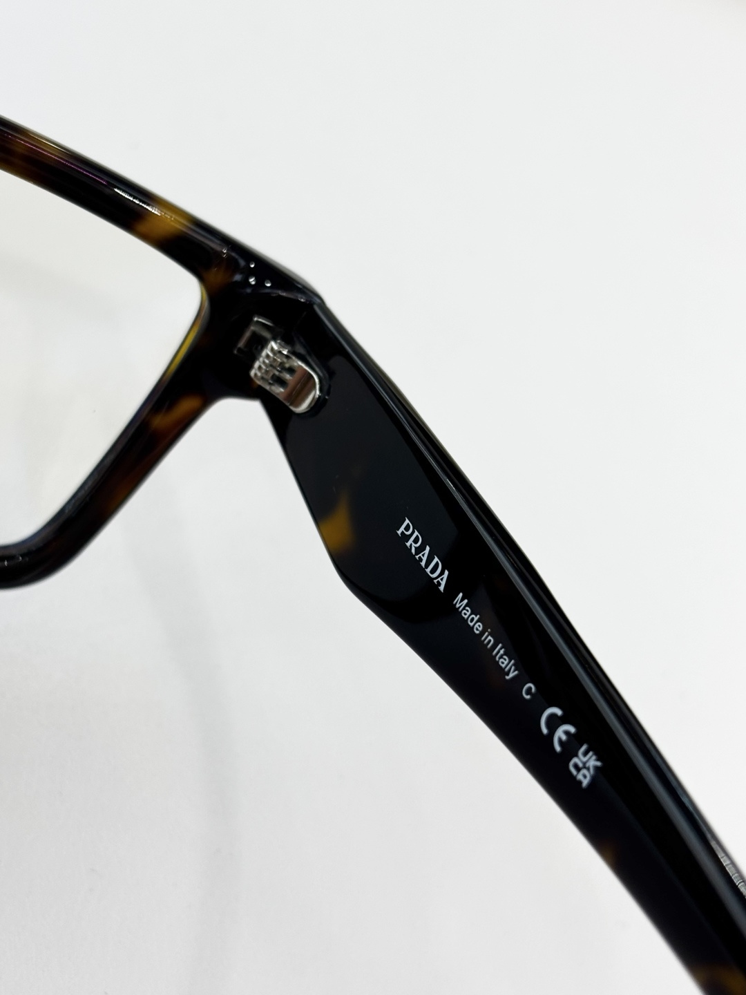 PRADAMOD：PR C01VSize：52口20 145