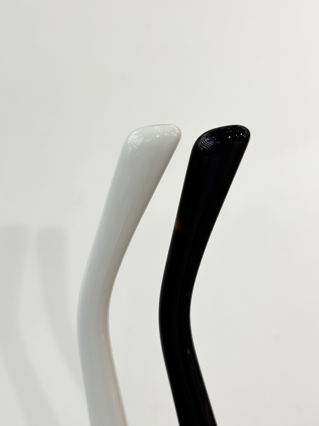 PRADAMOD：PR C02VSize：54口18 145