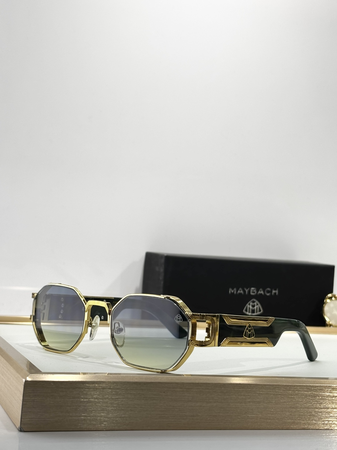 MAYBACHMODEL：NY/M-BI-Z158SIZE：55口22-143