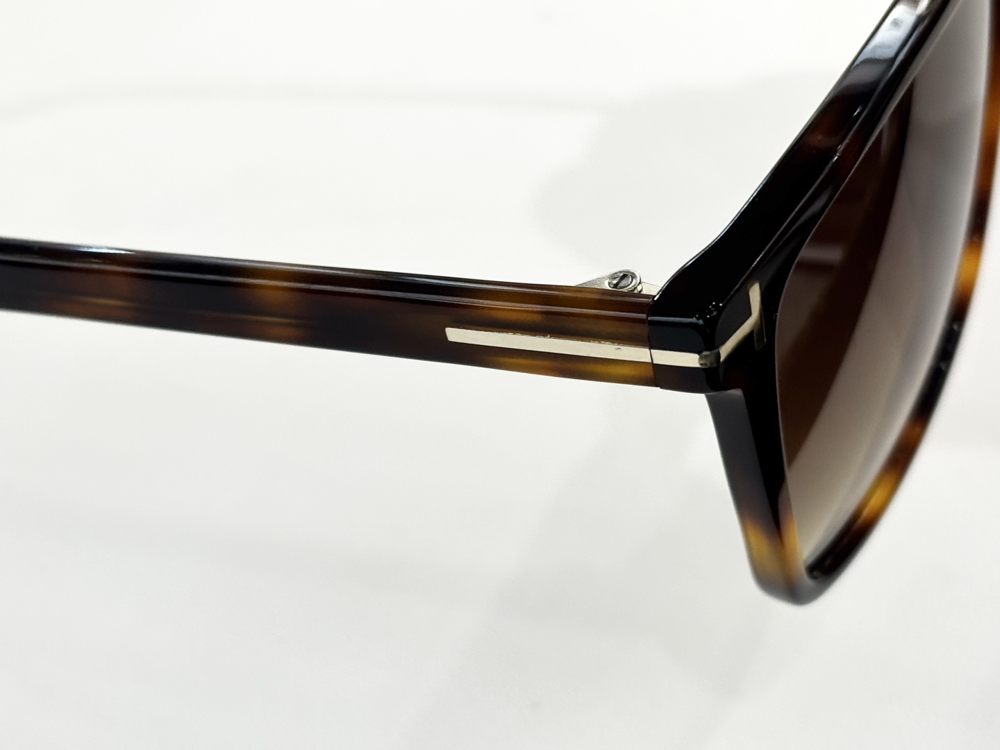 TOM FOR*MODEL：FT0832SIZE：58-16-145