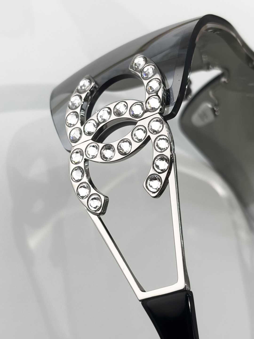 Oversized chane*MODEL：CH9579BSIZE：142口118