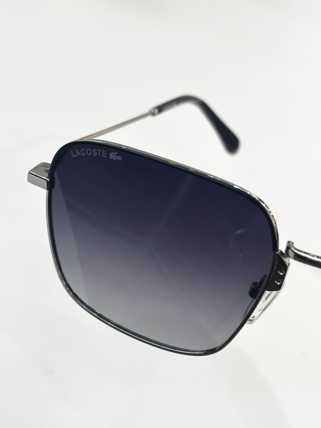 LACOST*Mod:PR 54WSSize:55-16-145