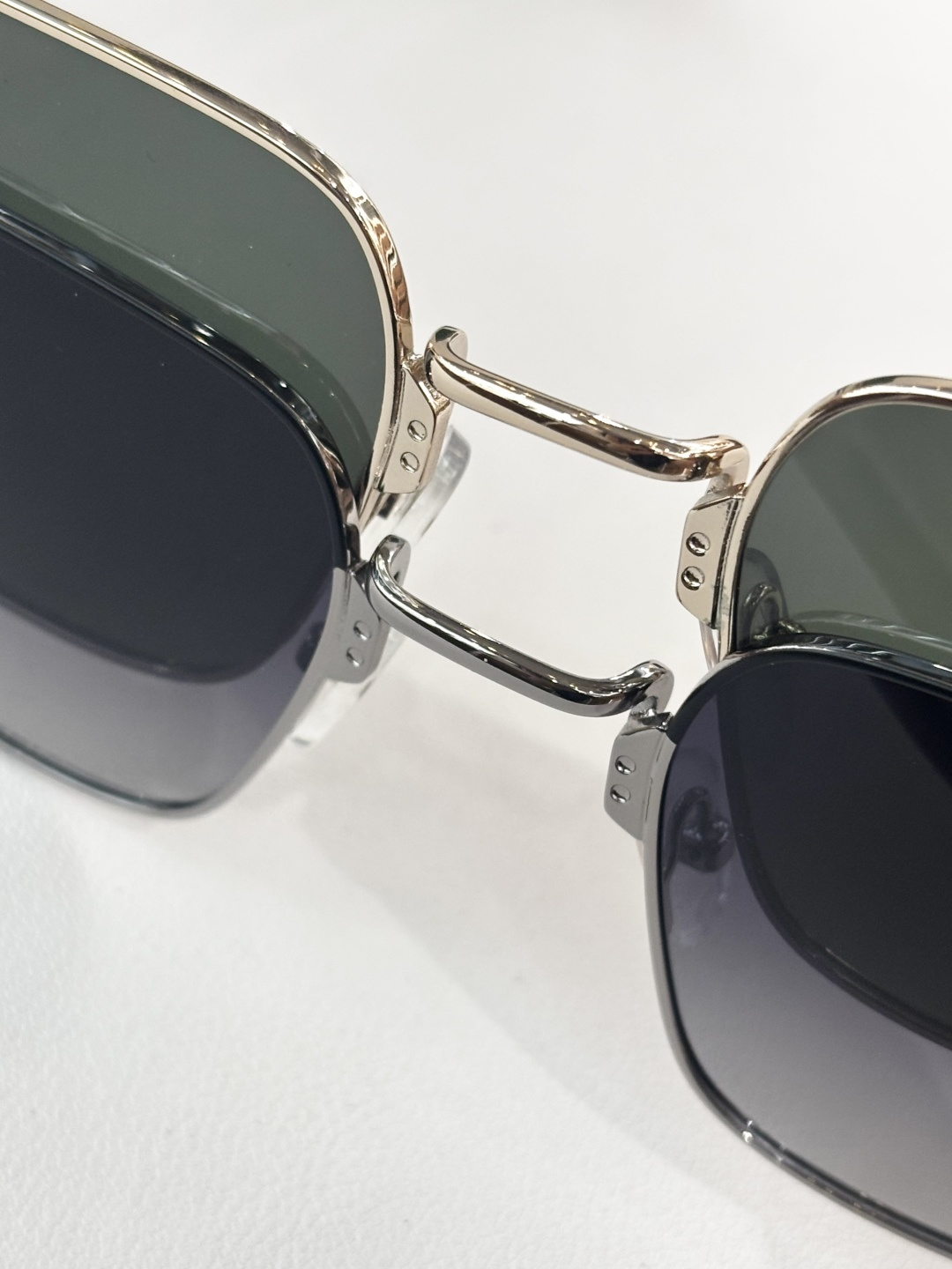 LACOST*Mod:PR 54WSSize:55-16-145