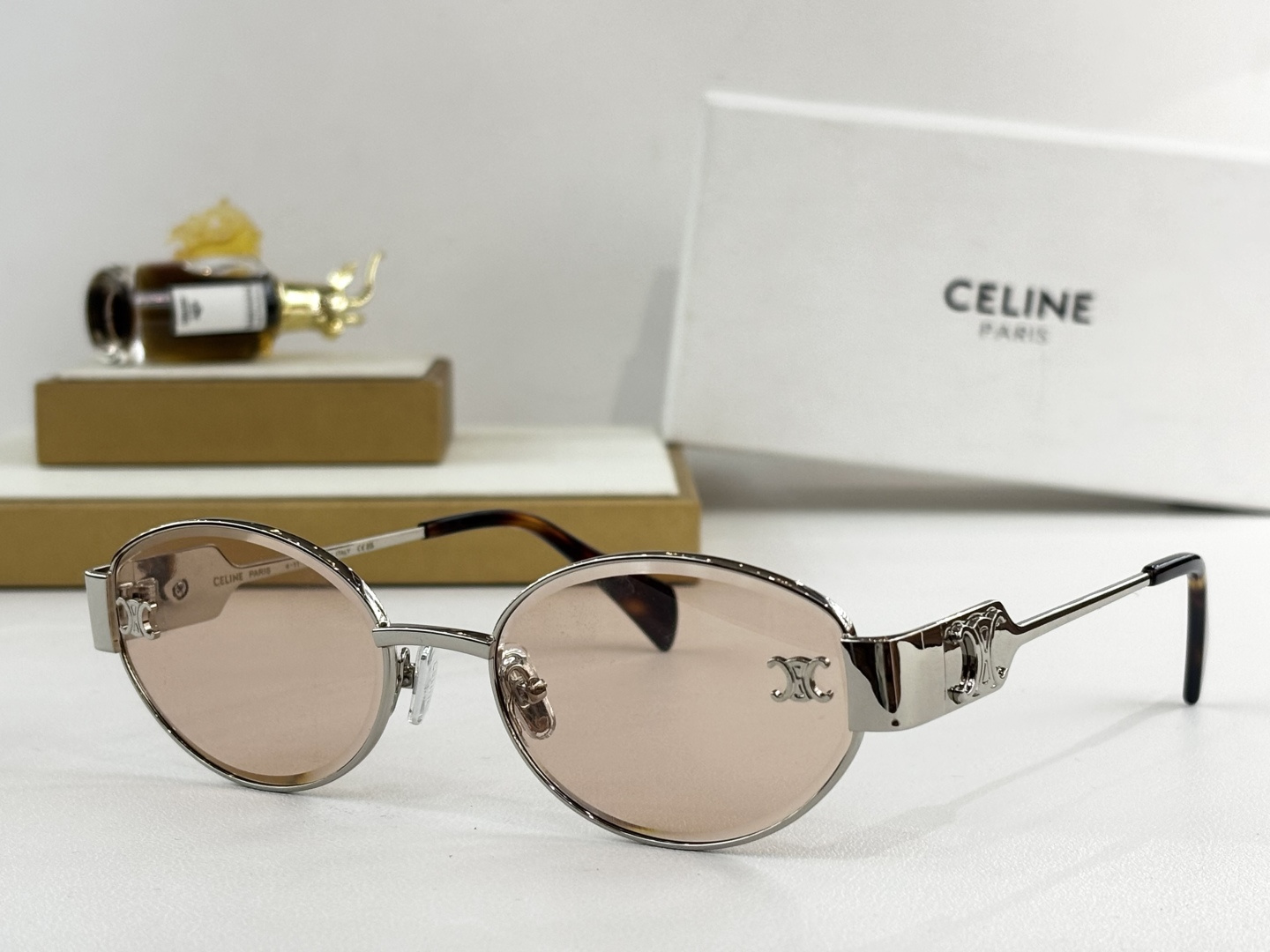 𝘾𝙀𝙇𝙄𝙉𝙀 MOD：CL1572LUSize：56口19 145