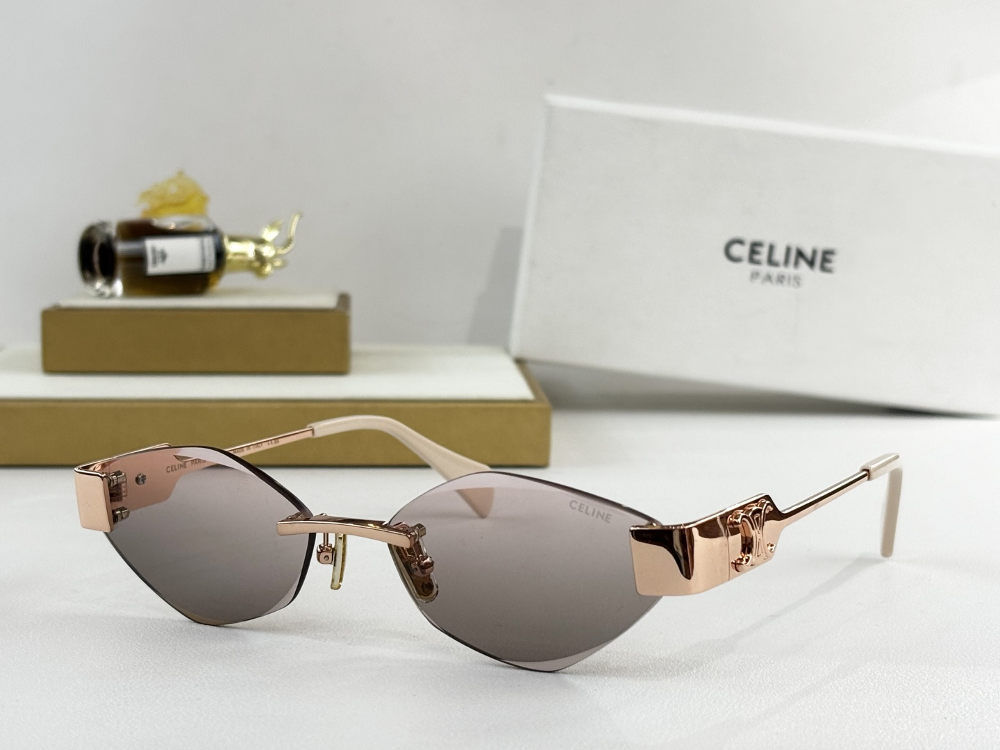 𝘾𝙀𝙇𝙄𝙉𝙀MOD：CL1575LUSize：57口17 145
