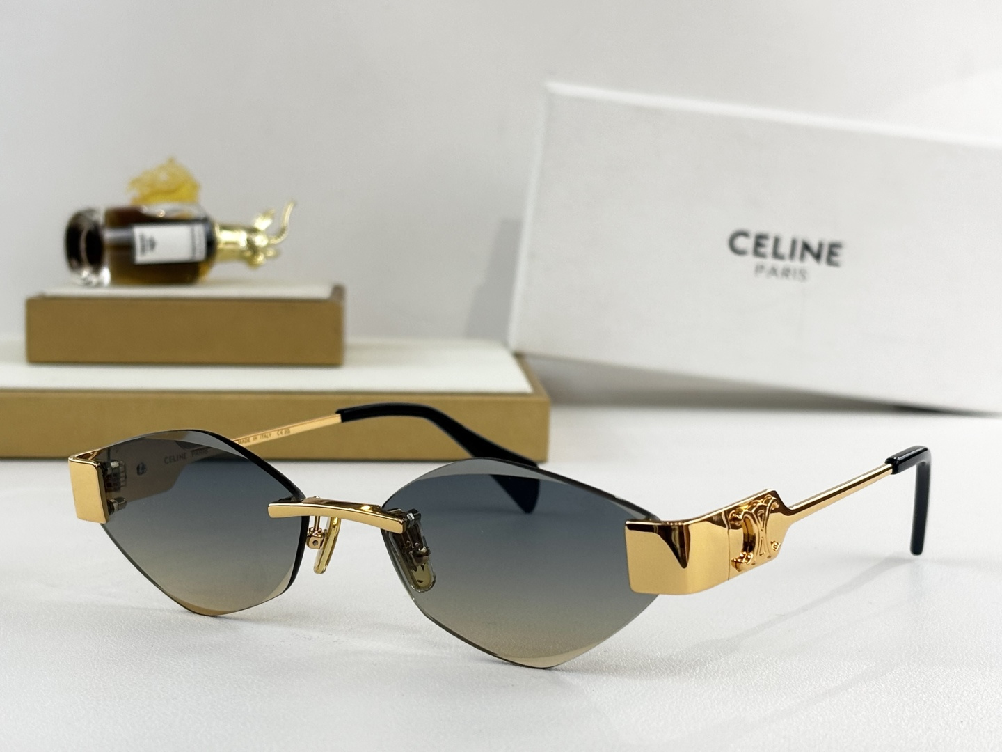 𝘾𝙀𝙇𝙄𝙉𝙀MOD：CL1575LUSize：57口17 145