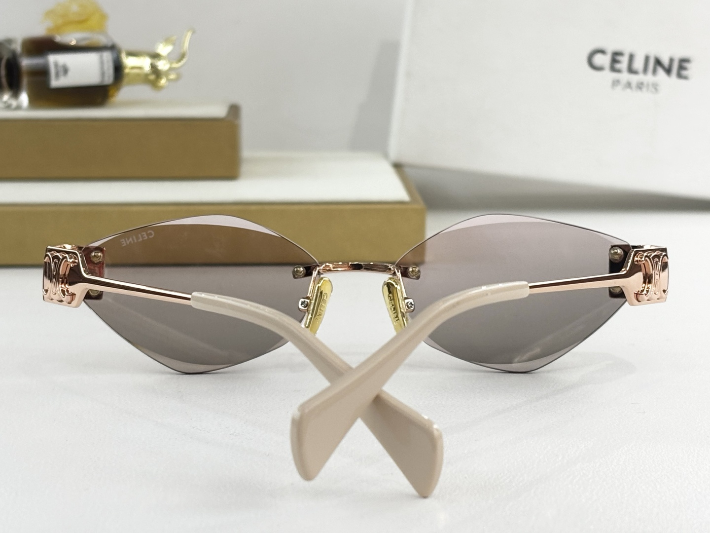 𝘾𝙀𝙇𝙄𝙉𝙀MOD：CL1575LUSize：57口17 145