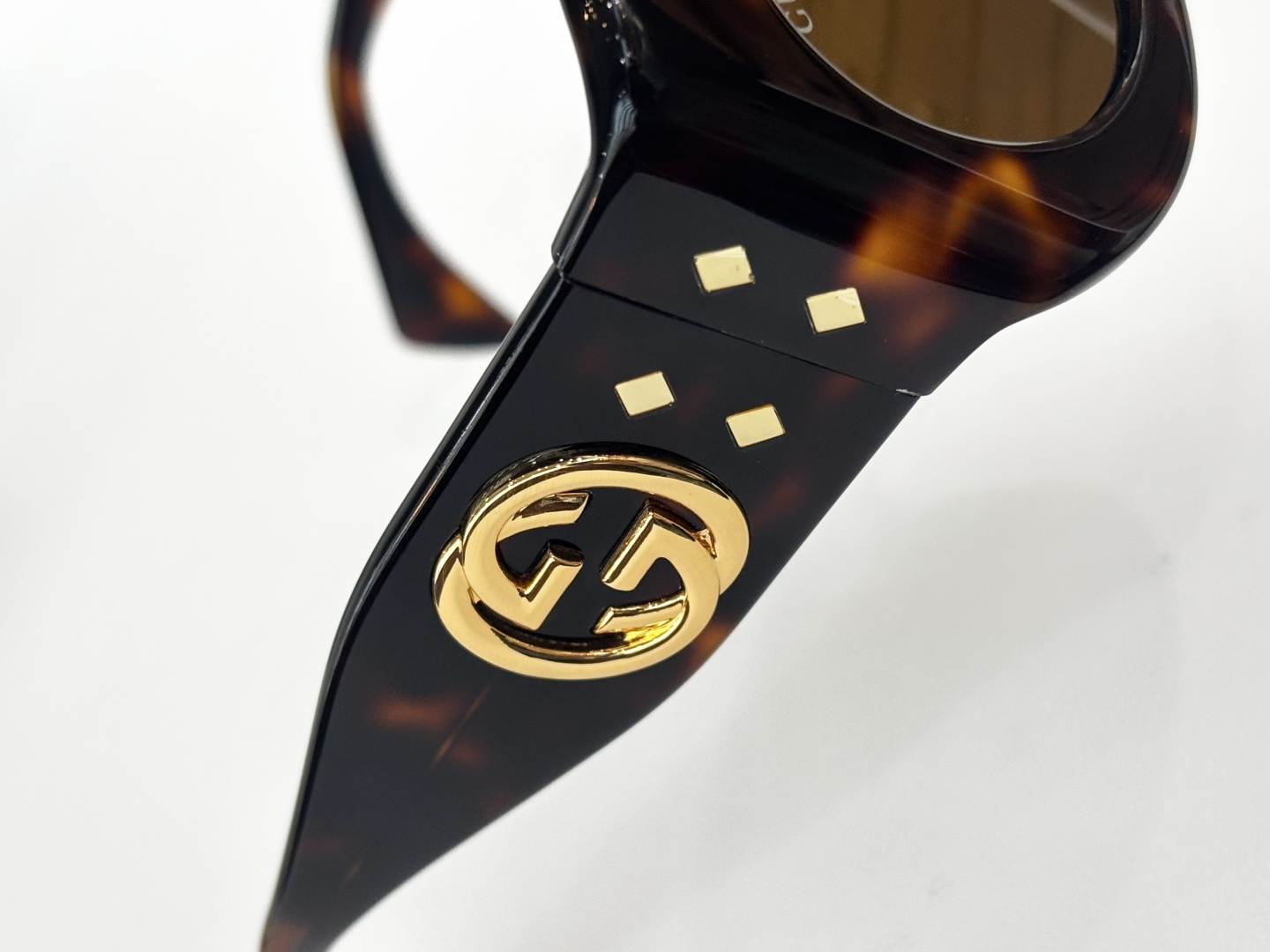 GUCCIMOD：GG1463SSize：52口24 140