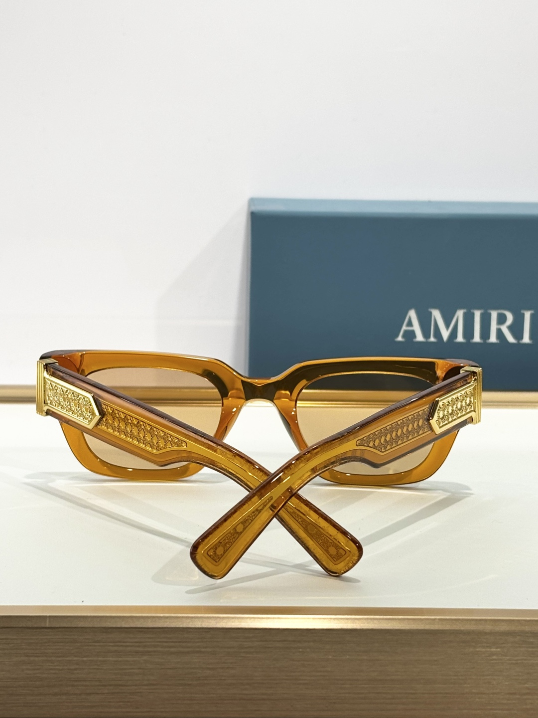 AMIRIOriginal Mod:VENICESize:53口21-145美国时装潮牌用料考究裁剪独特