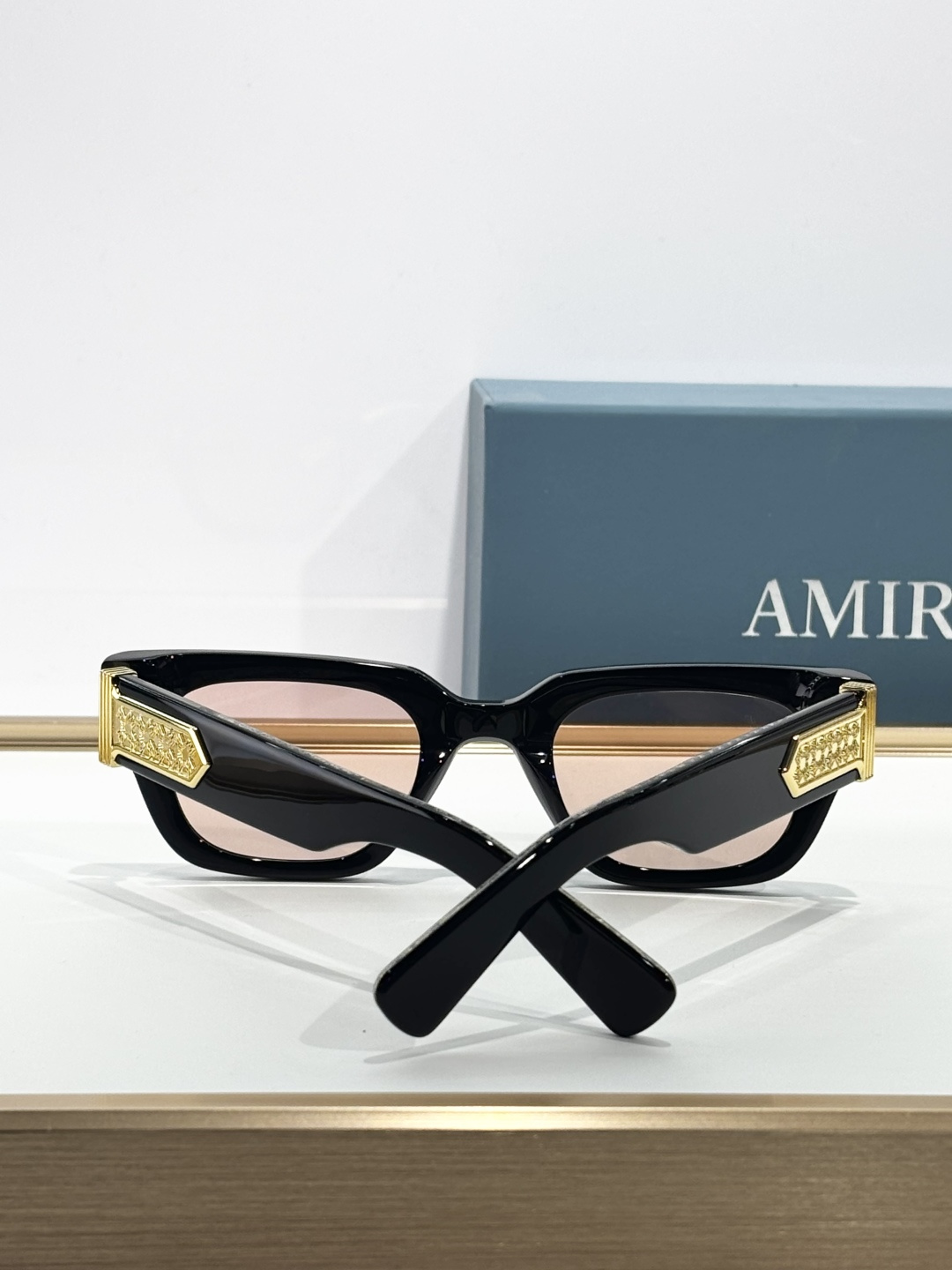 AMIRIOriginal Mod:VENICESize:53口21-145美国时装潮牌用料考究裁剪独特