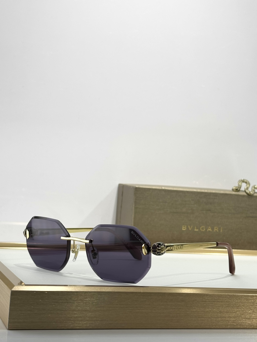 BVLGARIMOD：BV40105USize：57口16 140