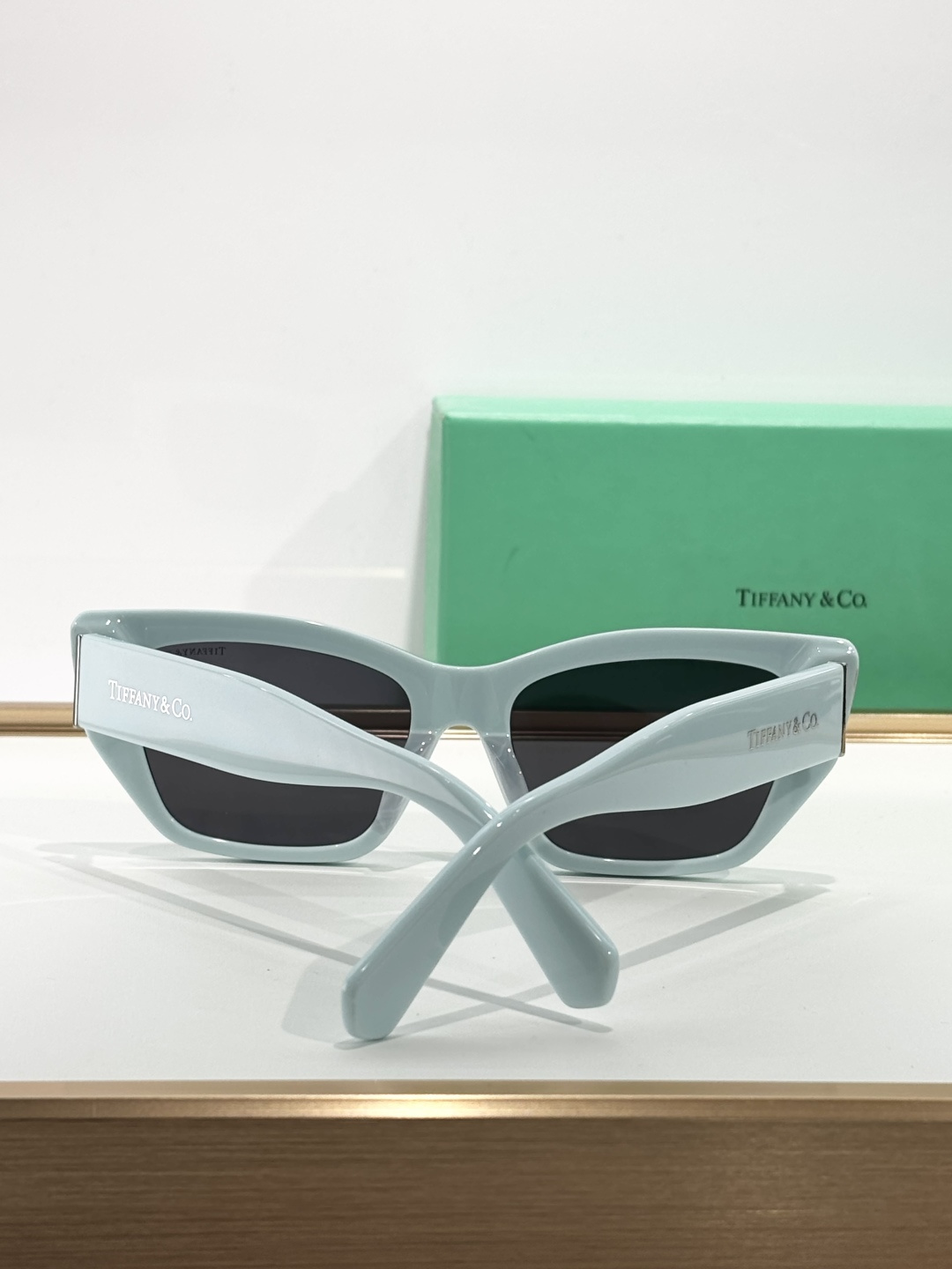 TIFFANY&Co.MODEL：TF5022SIZE：55口18-145