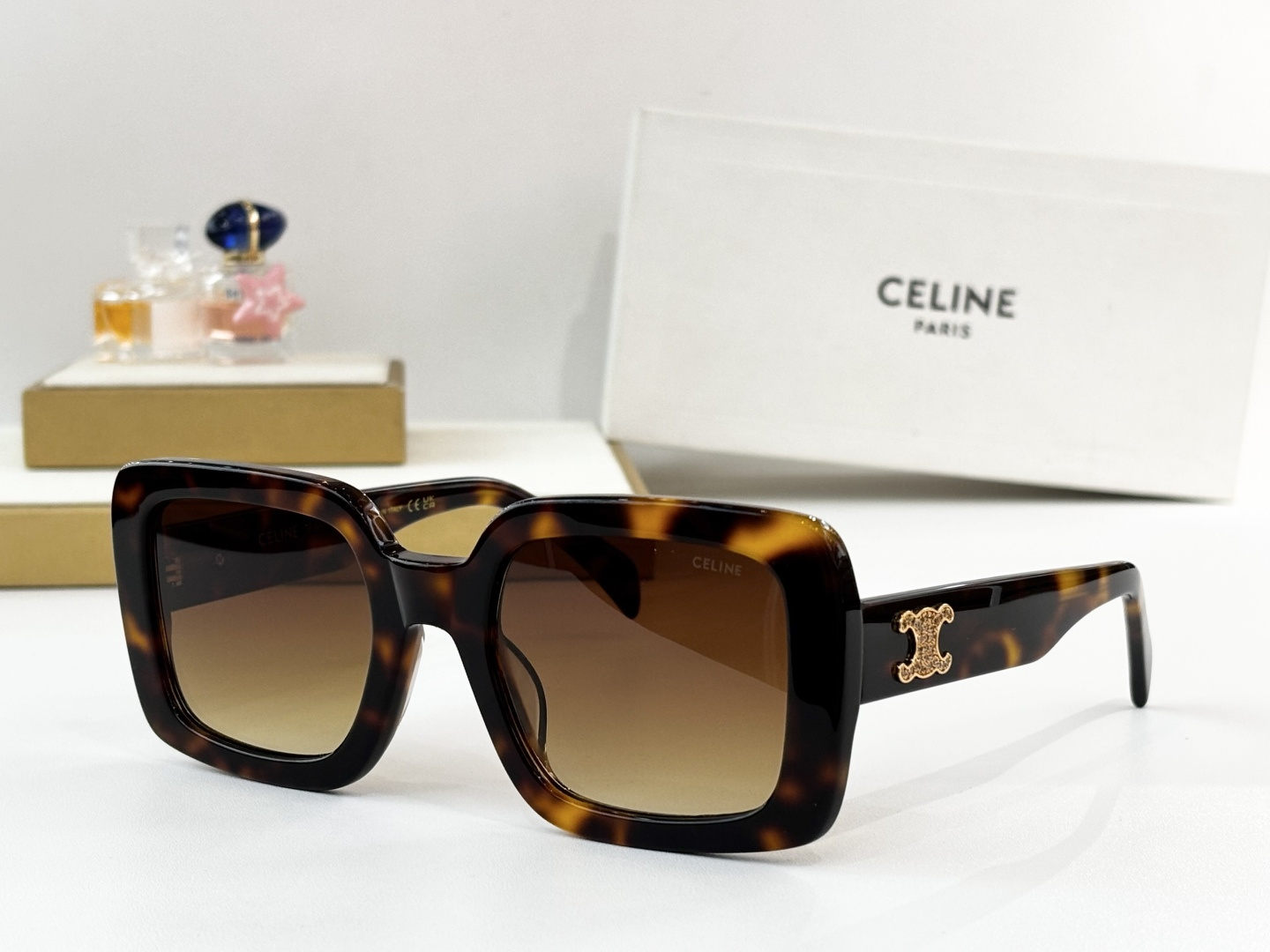 CELINEMODEL：CL40304USize：56口23 140