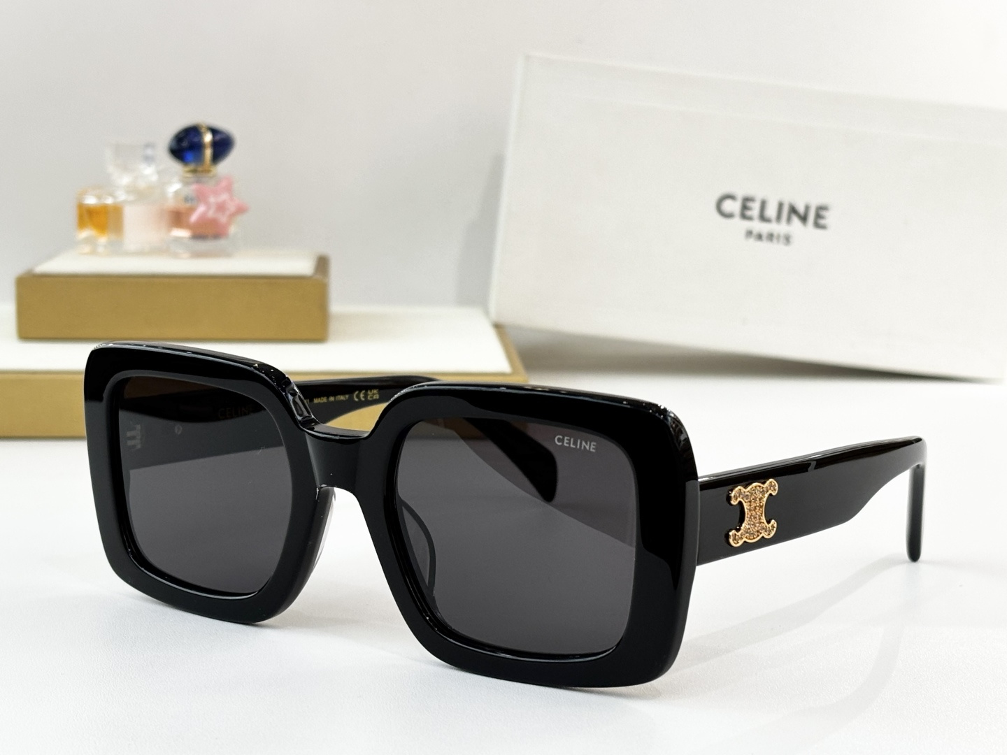 CELINEMODEL：CL40304USize：56口23 140