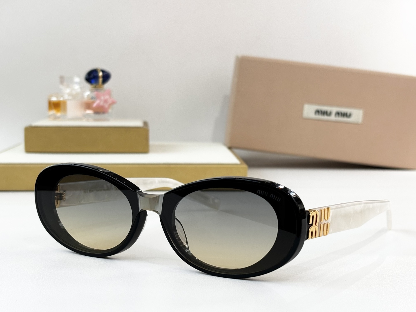 MIU MIUMOD：MU 149AVSize：51口22 138