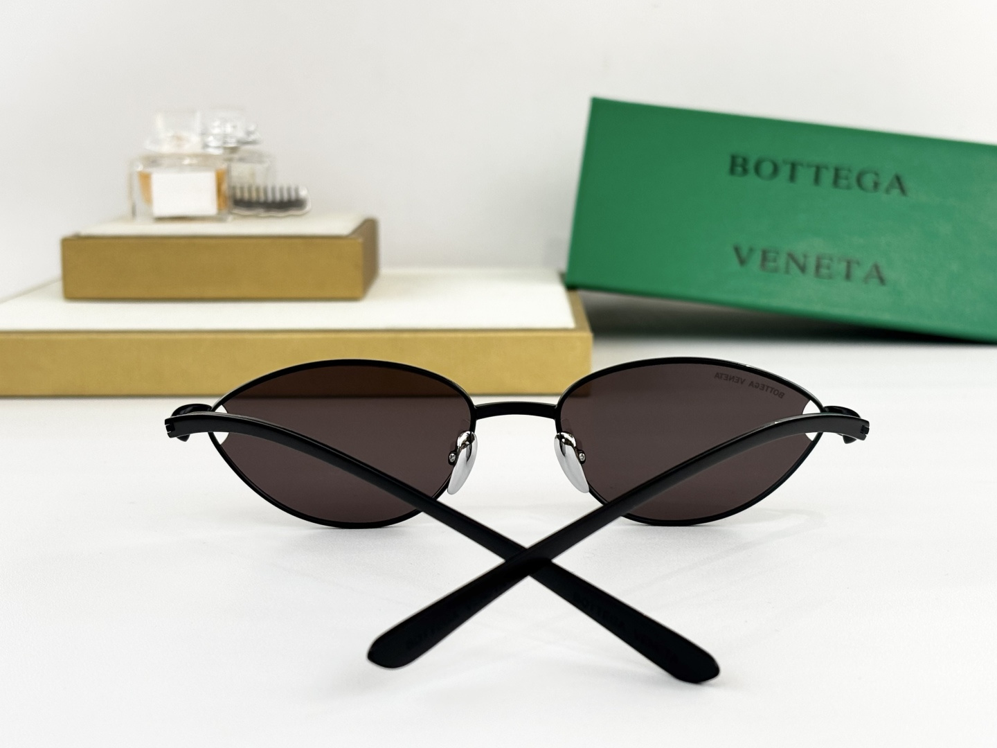 BOTTEGA VENET*MODEL：BV1696LSSIZE：56口18-145