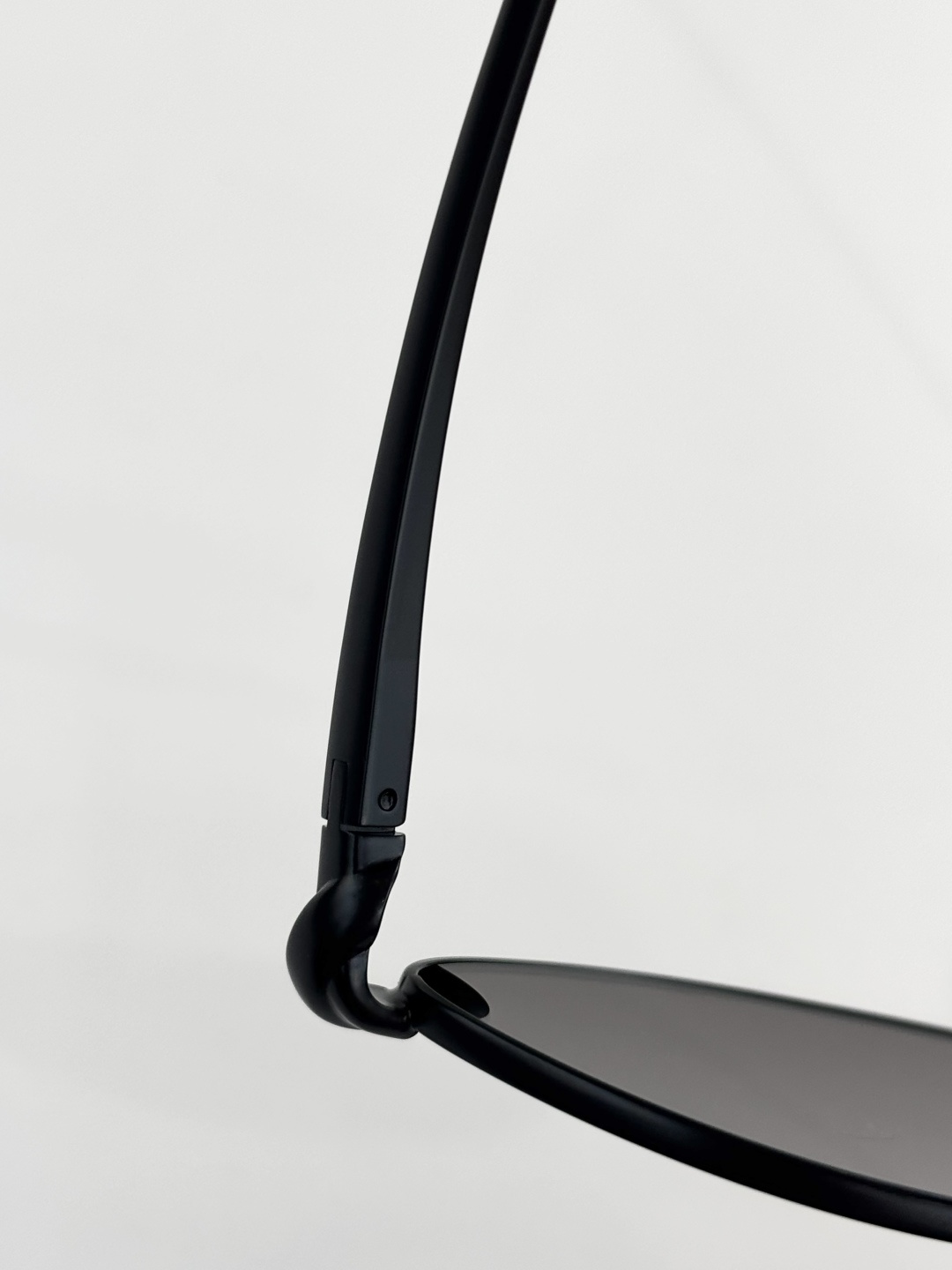 BOTTEGA VENET*MODEL：BV1696LSSIZE：56口18-145