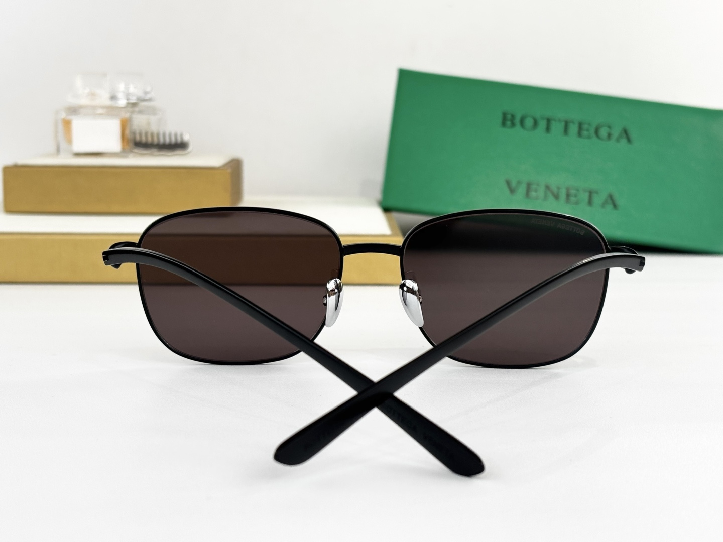 BOTTEGA VENET*MODEL：BV1697LSSIZE：56口17-145