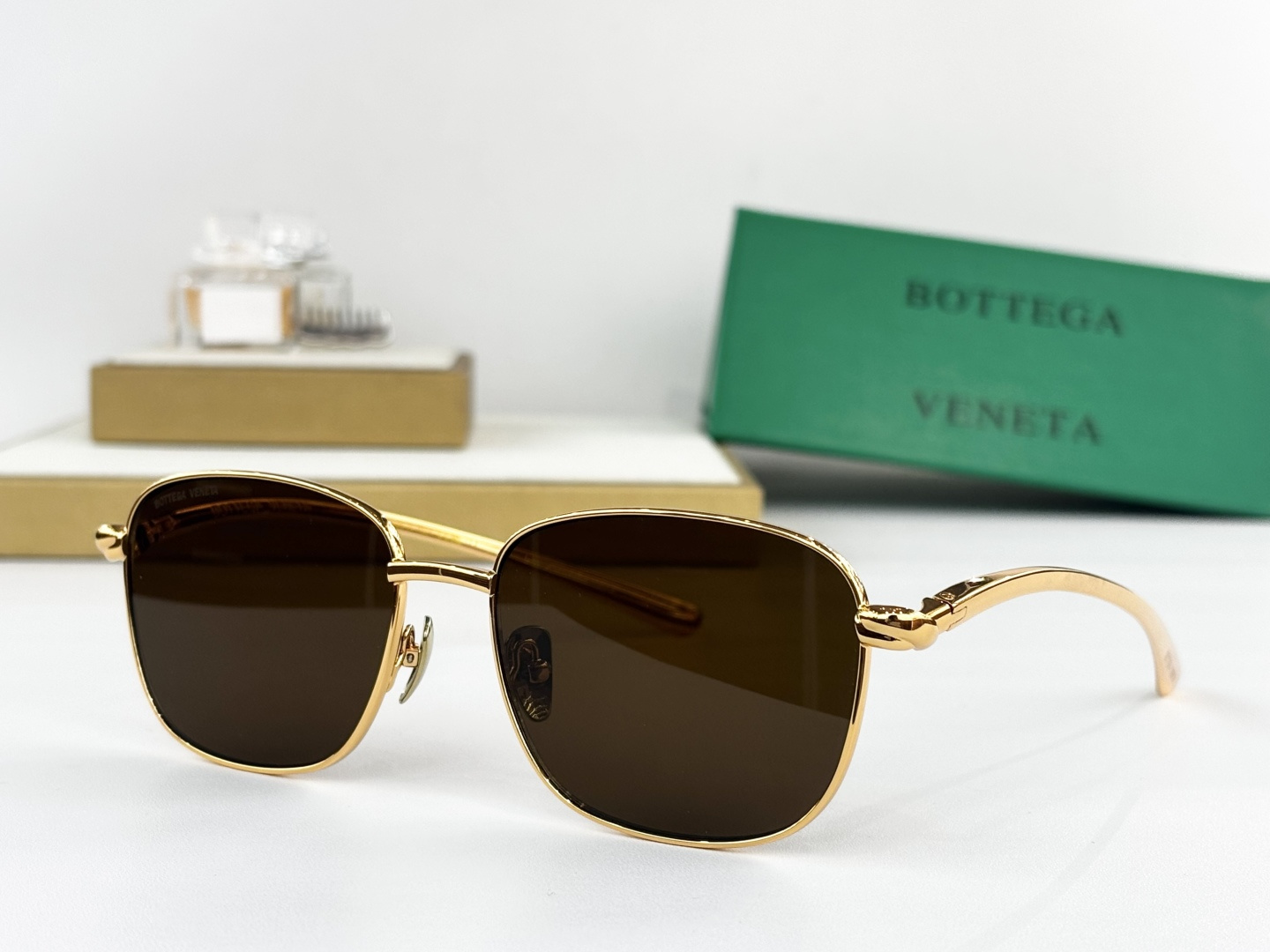 BOTTEGA VENET*MODEL：BV1697LSSIZE：56口17-145