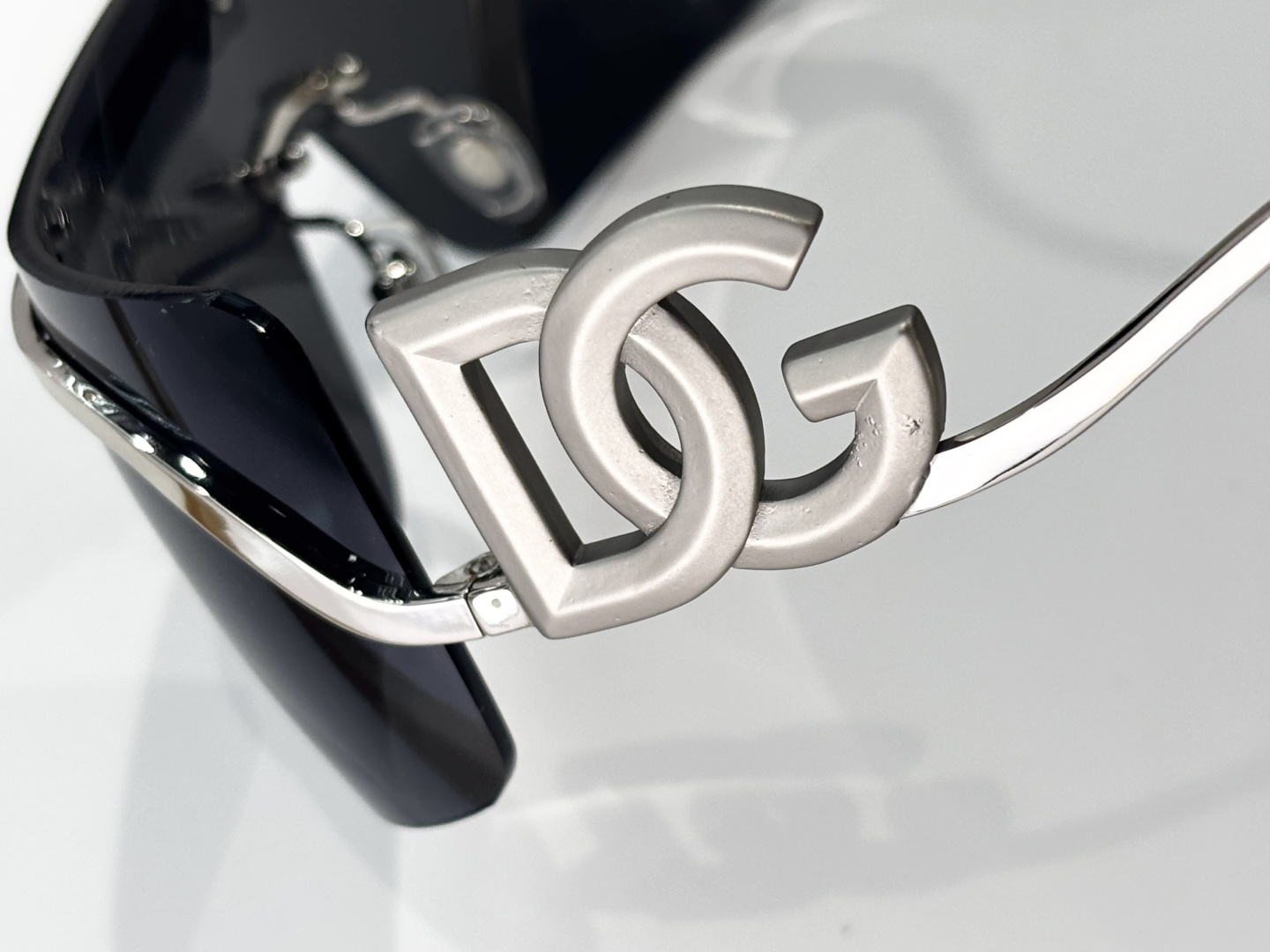 DOLCE & GABBAN*MODEL：DG6694oversizedSIZE：501口87-143