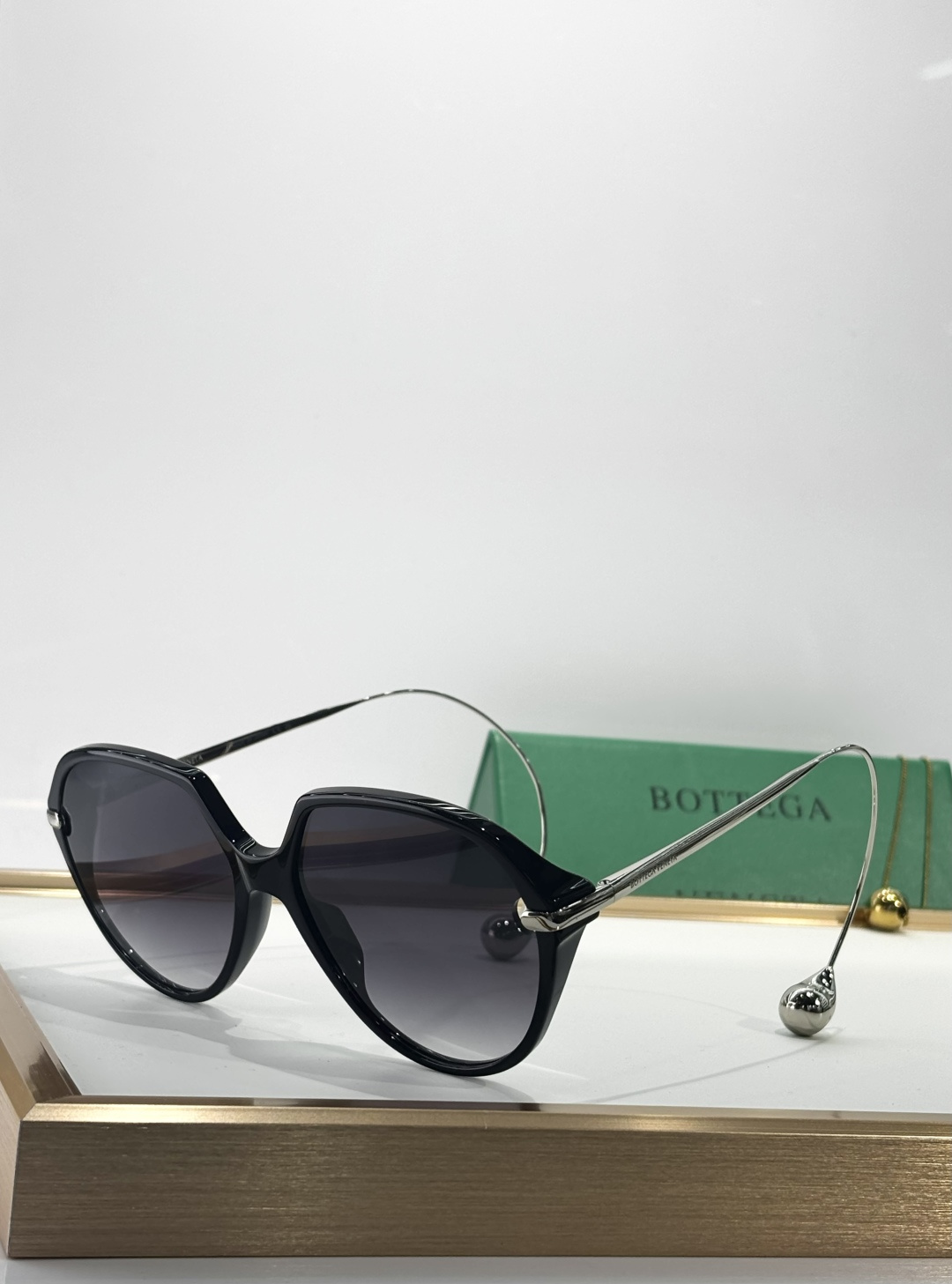 BOTTECA VENETAMOD：BV1436SSize：63口18-180