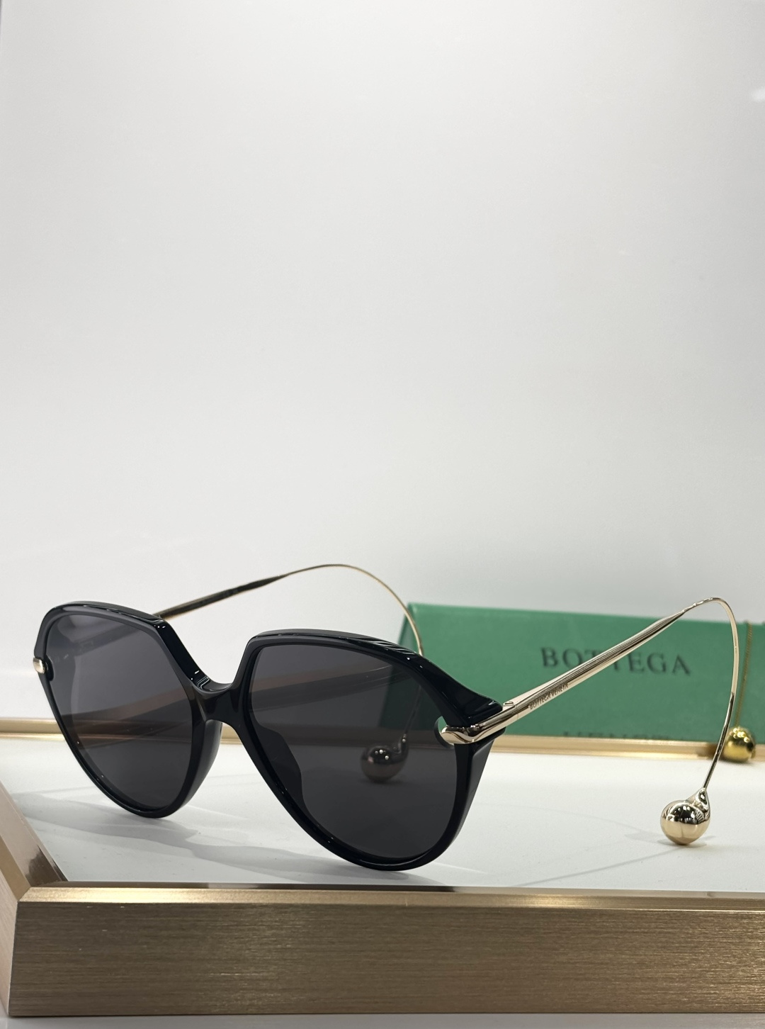 BOTTECA VENETAMOD：BV1436SSize：63口18-180