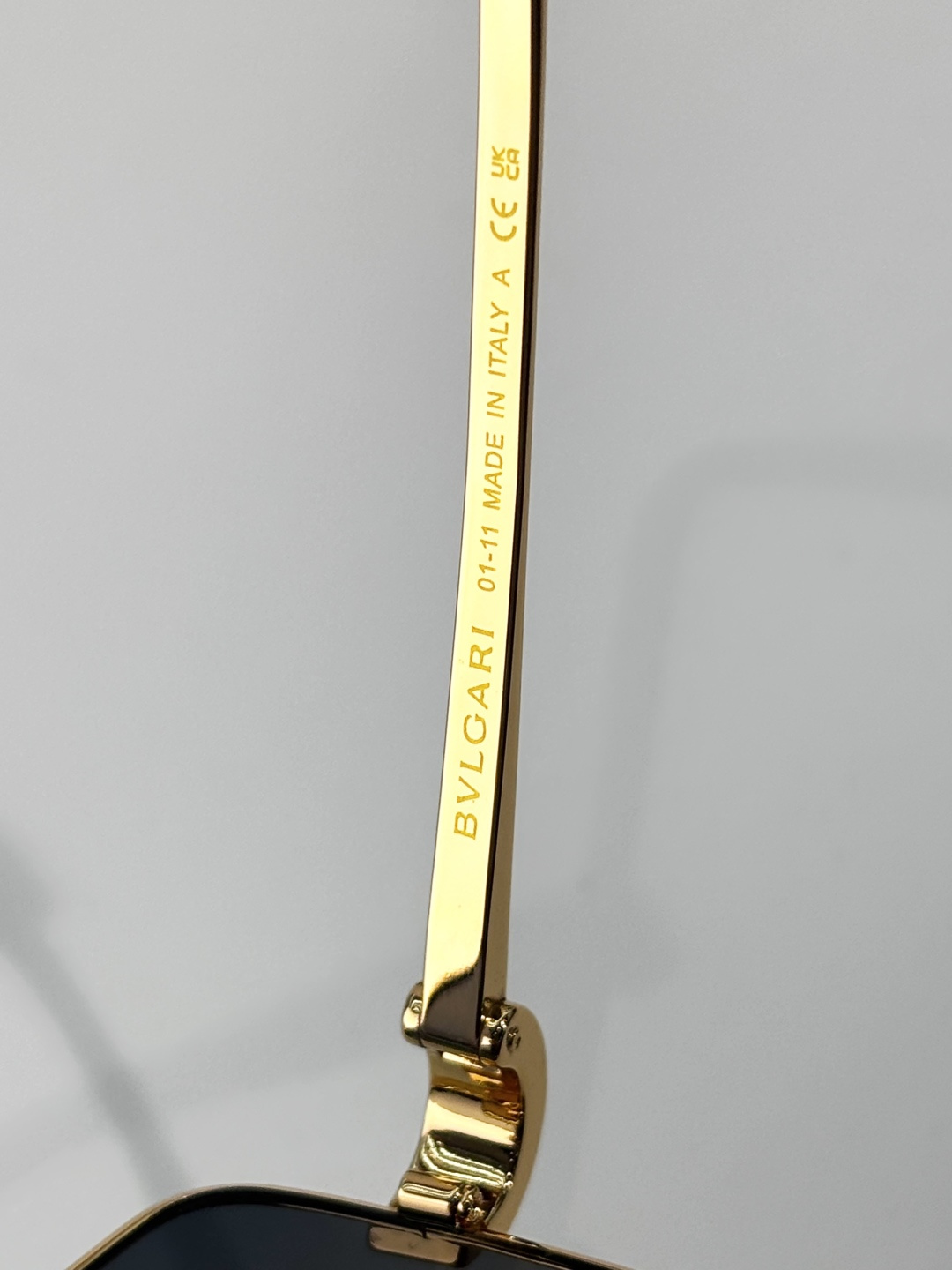 BVLGARIMOD：BV40069USize：57口15 135