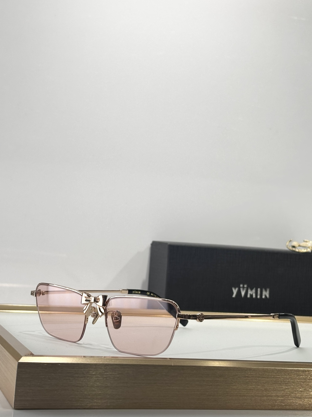 钛架YVMIN尤目x SHUSHUTONG 金属蝴蝶结点钻装饰眼镜尤目YVMIN电子女孩装饰眼镜size