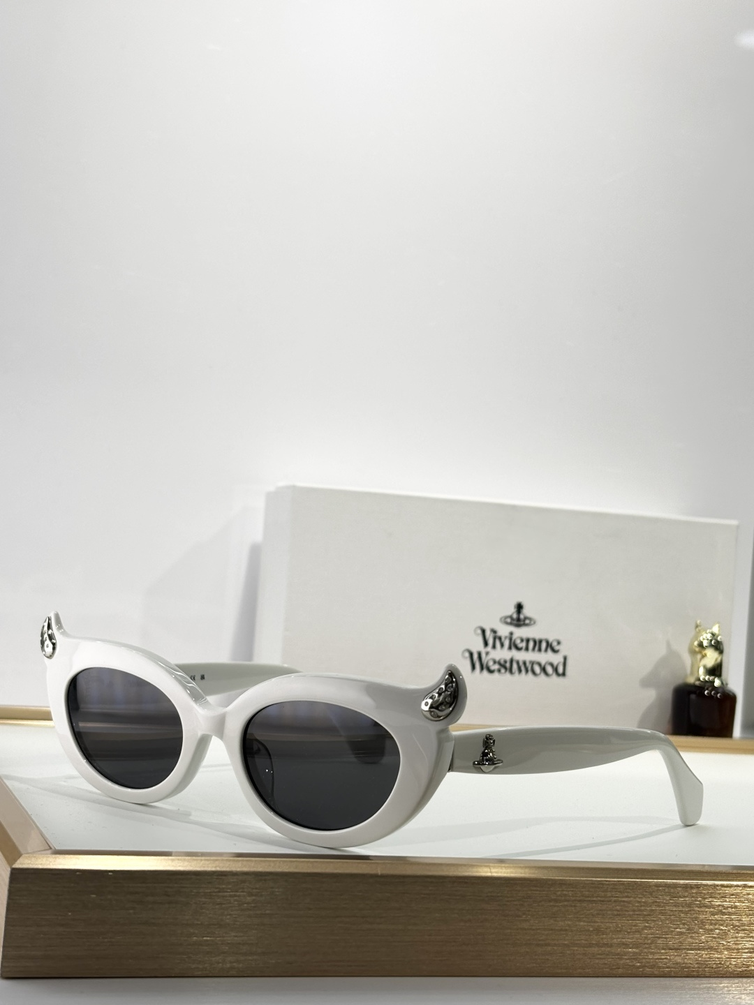 Vieienne WestwoodMOD：VW5099Size：51口21-140