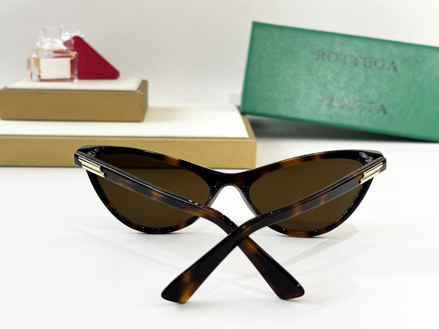 BOTTEGA VENET*MODEL：BV1414S SIZE：56口17-140