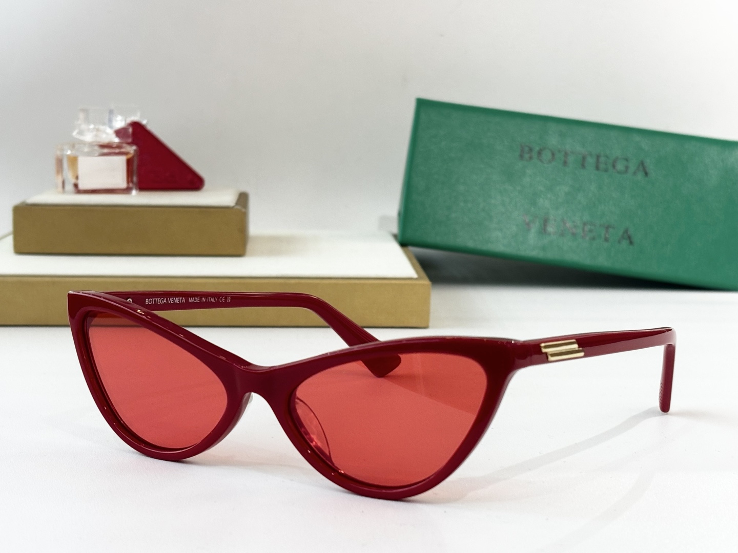 BOTTEGA VENET*MODEL：BV1414S SIZE：56口17-140